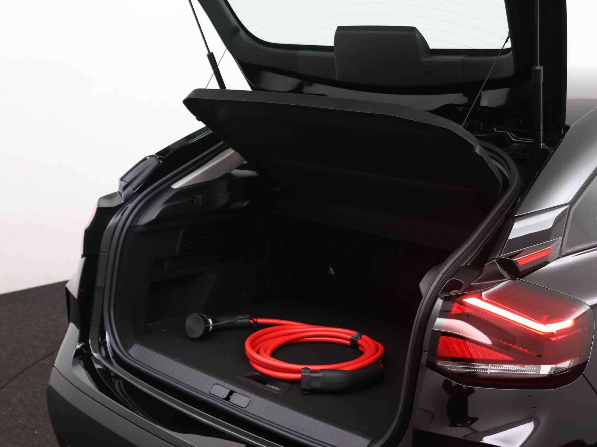 Citroën Ë-C4 You 50 kWh | Rijklaar | Apple Carplay | Comfort Seats | - 13/27