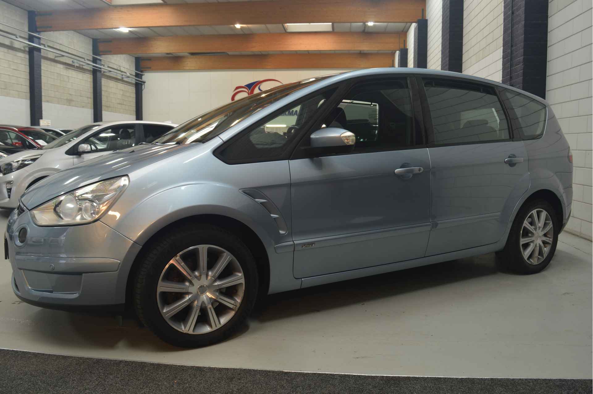 Ford S-Max 2.5-20V Turbo // 7 PERSOONS // 173.000 km // 1ste EIGENAAR // CRUISE // TREKHAAK // YOUNGTIMER // 221 PK // - 6/26