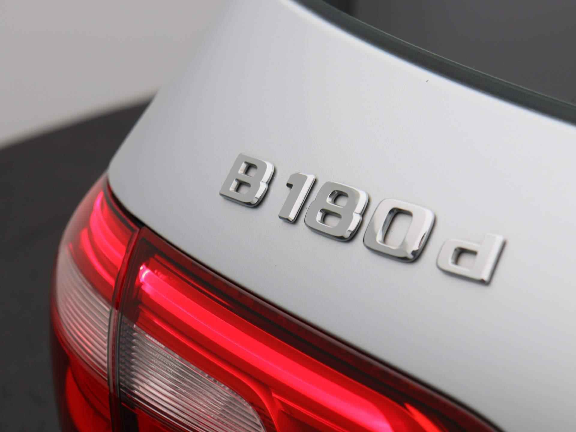 Mercedes-Benz B-klasse 180d Advantage | Navi | Cruise | PDC V+A | Keyless | Camera | Half-Leder | Style-pakket | Elektrisch bedienbare achterklep | - 36/42