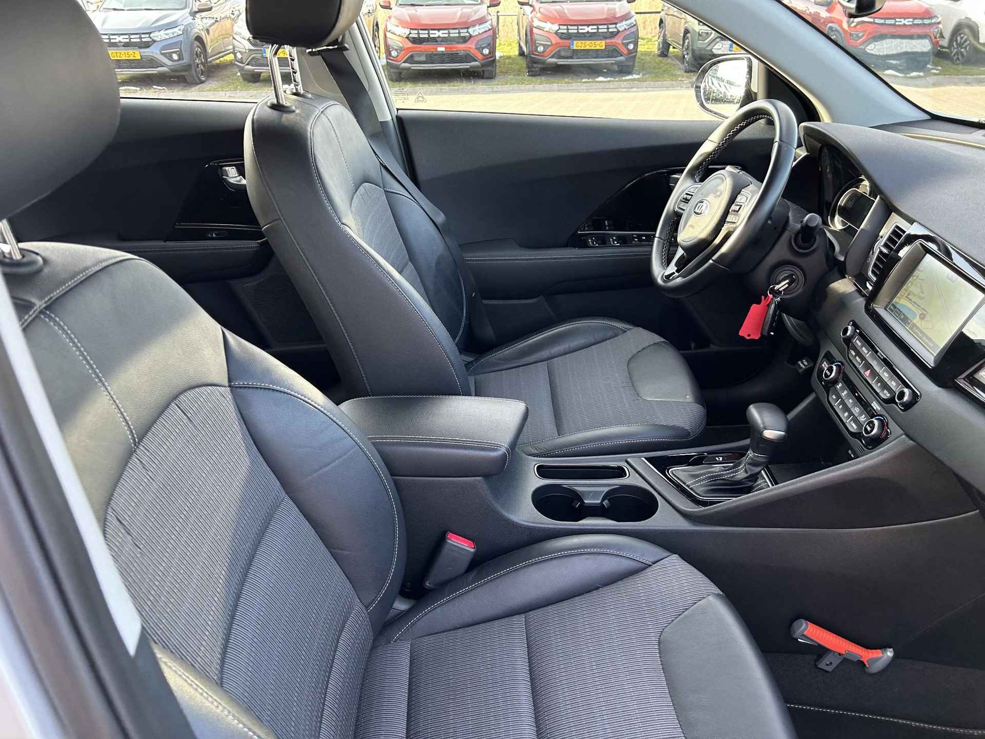 Kia Niro 1.6 GDi Hybrid DynamicLine - 8/16