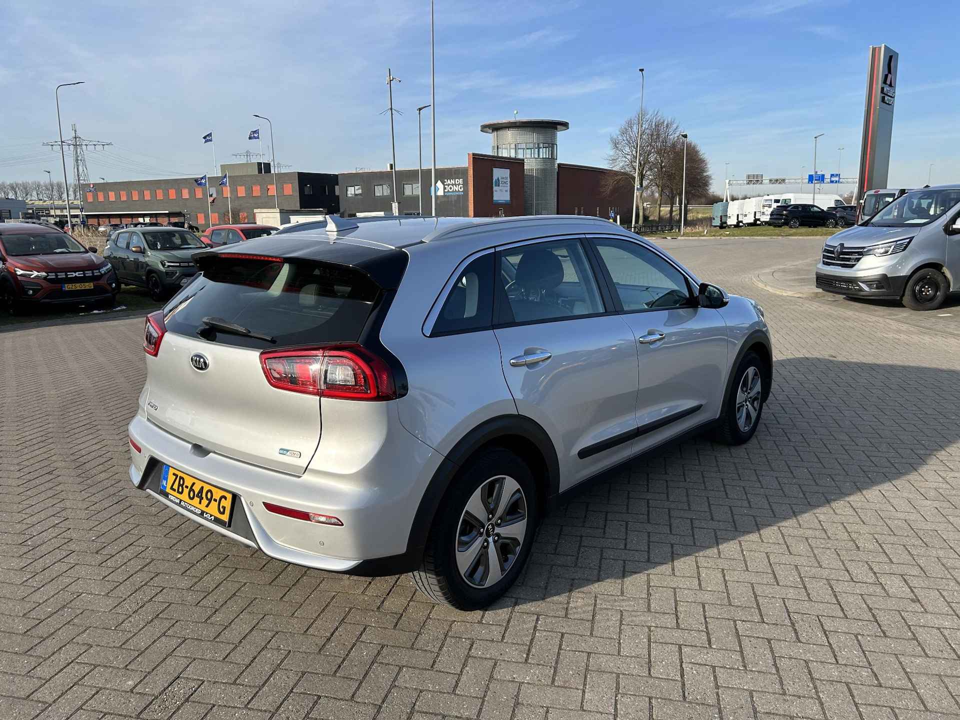 Kia Niro 1.6 GDi Hybrid DynamicLine - 9/16