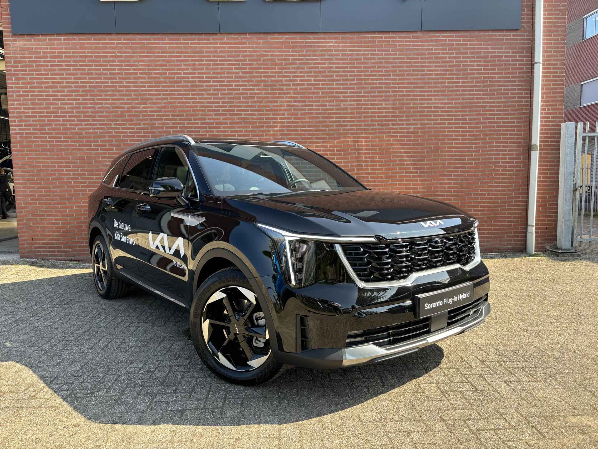 Kia Sorento 1.6 T-GDi Plug-in Hybrid 4WD ExecutiveLine 7p. | Panorama schuif-kantel dak | Head-up display | Dodehoekcamera | BOSE Premium sound system | Stoelventilatie, voorstoelen - 14/33