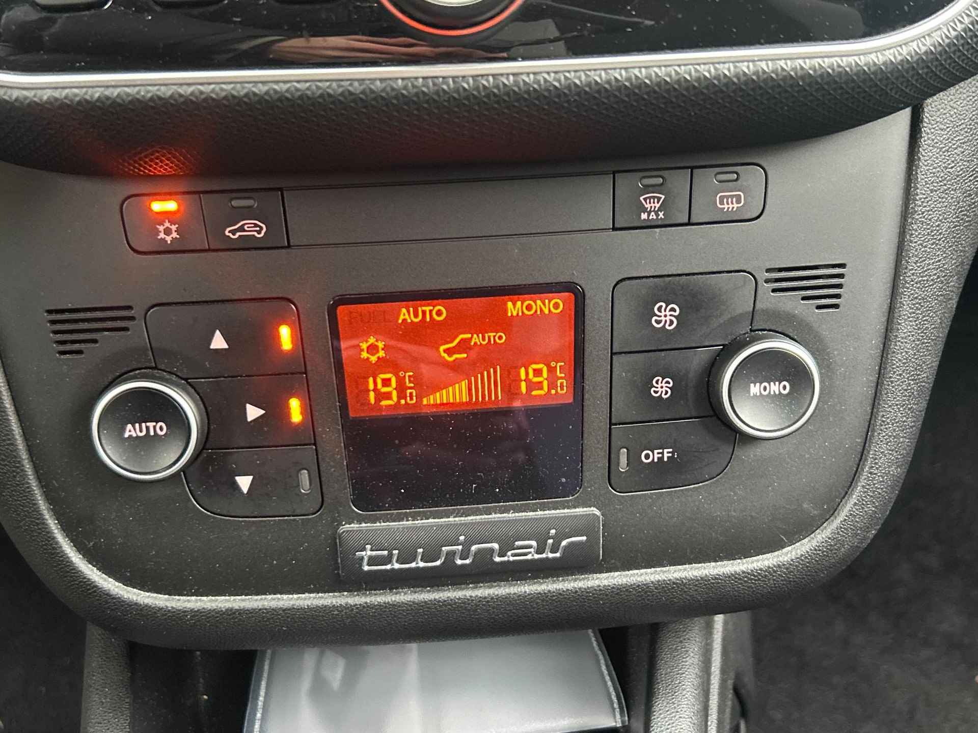 Fiat Punto Evo 5drs 0.9 TwinAir Easy Airco|Cruies controle|Elec ramen - 16/19