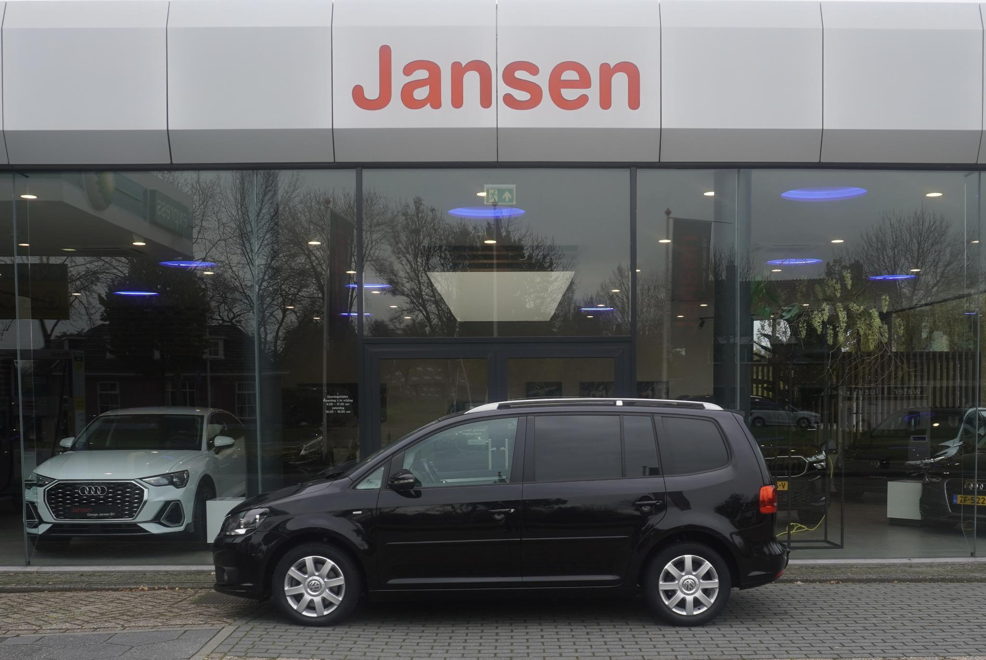 Volkswagen Touran 1.4 TSI Comfortline | Navi | Parkeerhulp | Cruise | Trekhaak