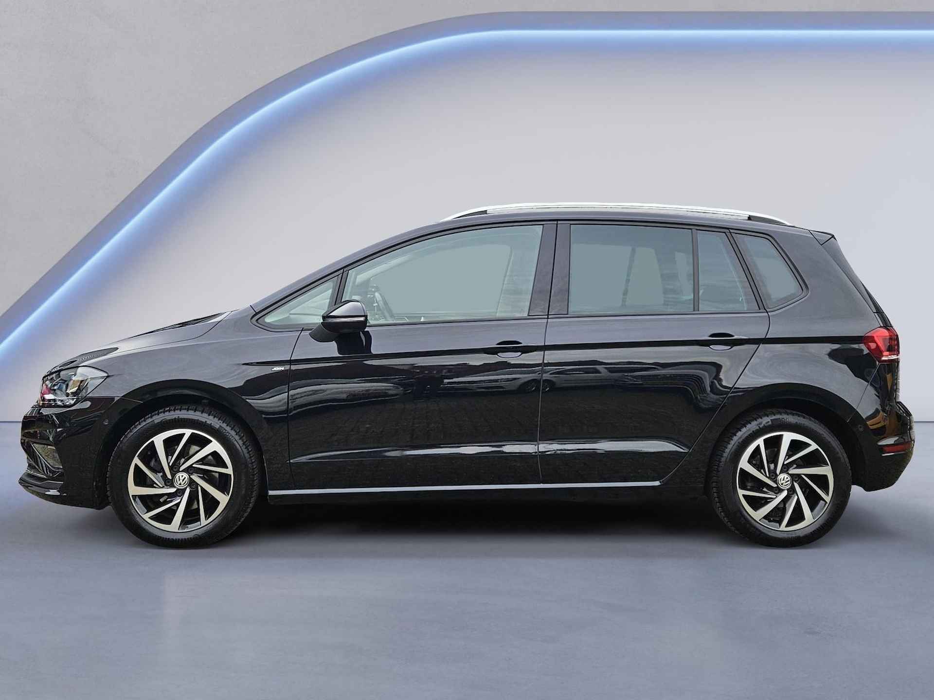 Volkswagen Golf Sportsvan 1.5 TSI ACT Highline /Apple Carplay/Parkeersens. Rondom/Dodehoek detectie/front&lane assist/Adaptief Cruise Control/Clima Control/Stoelverw./(MET GARANTIE*) - 3/41