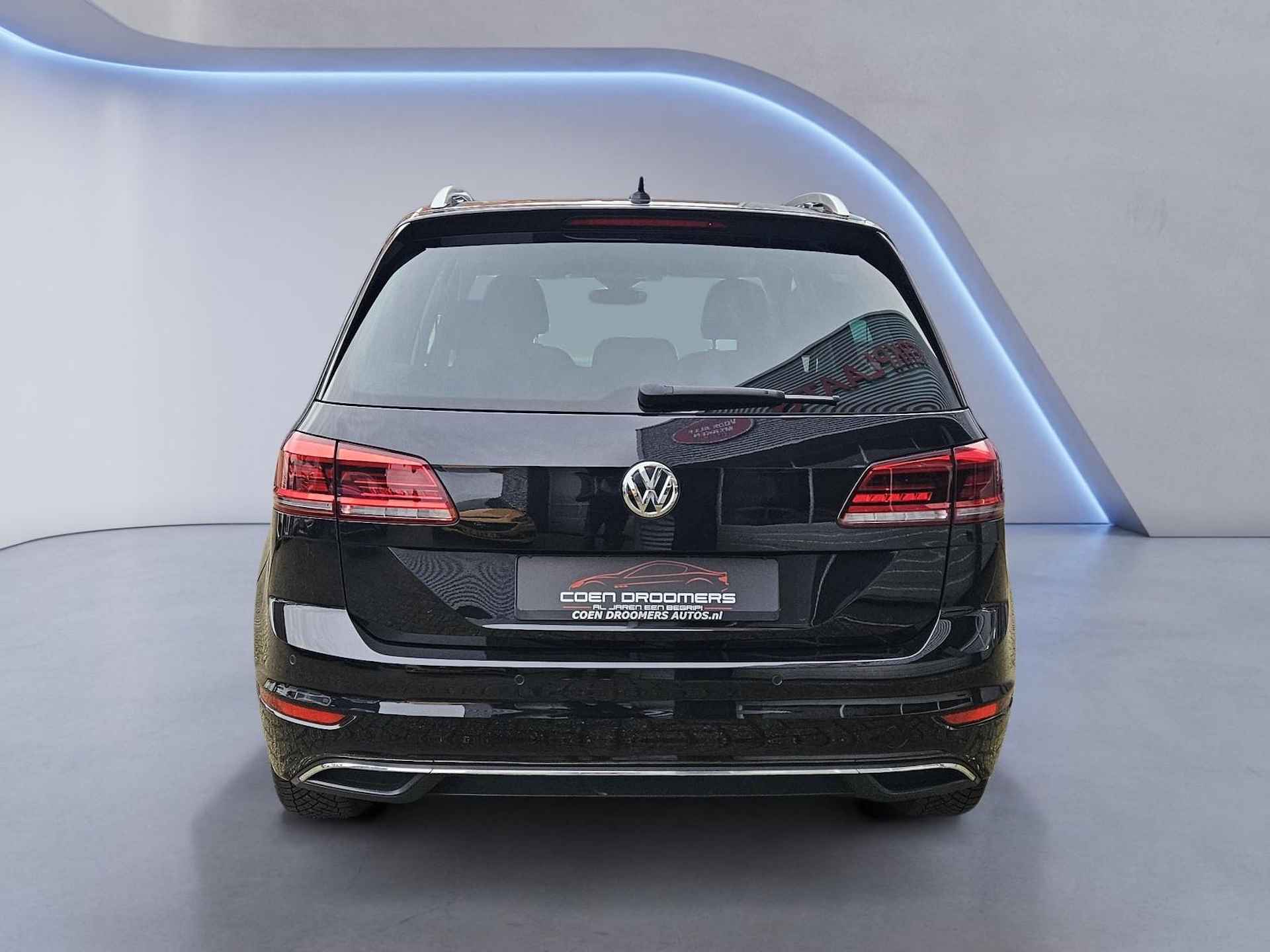 Volkswagen Golf Sportsvan 1.5 TSI ACT Highline /Apple Carplay/Parkeersens. Rondom/Dodehoek detectie/front&lane assist/Adaptief Cruise Control/Clima Control/Stoelverw./(MET GARANTIE*) - 4/41