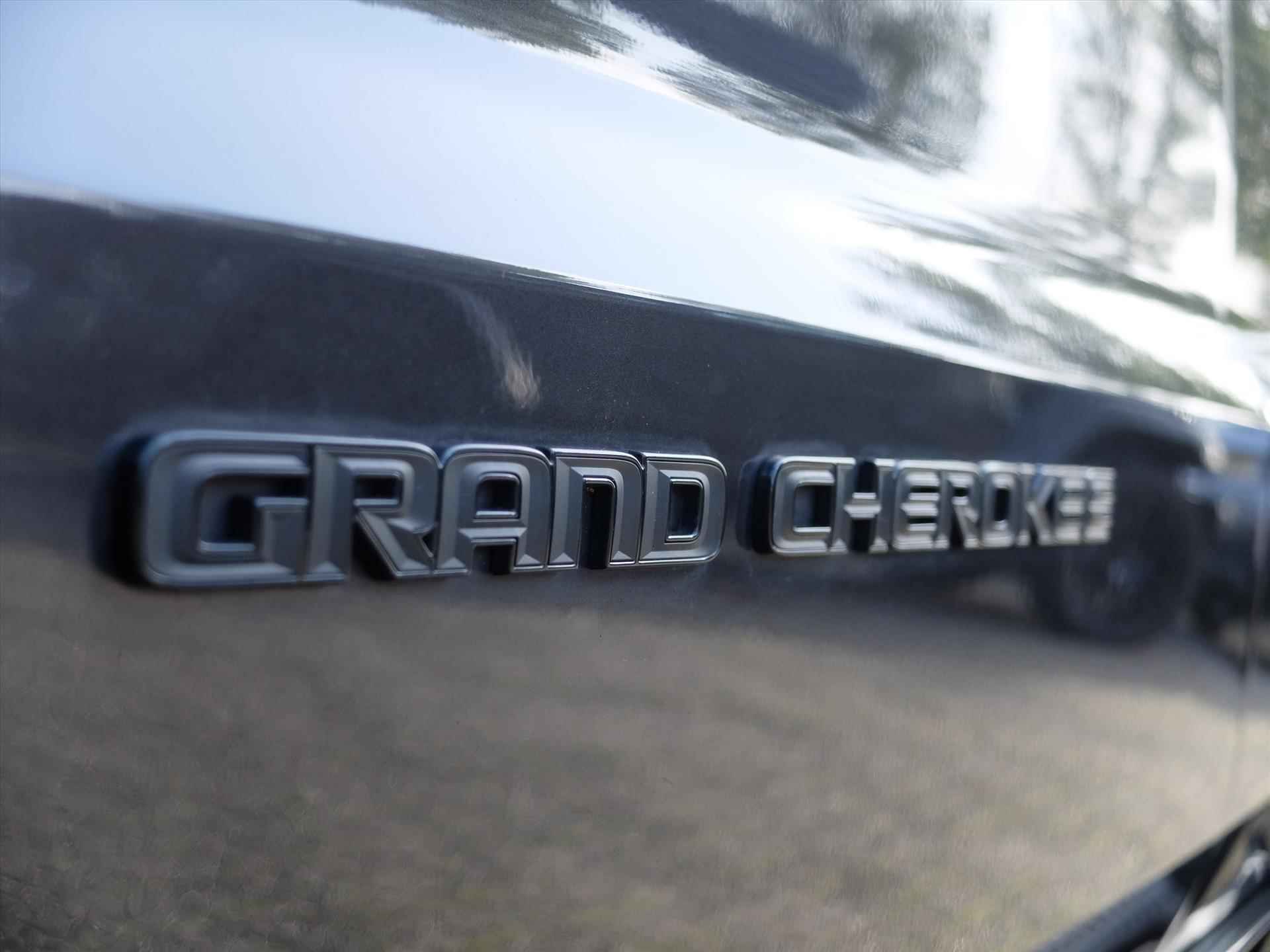JEEP Grand Cherokee 3.0 L V6 MultiJet 250pk 4WD Night Eagle - 37/39