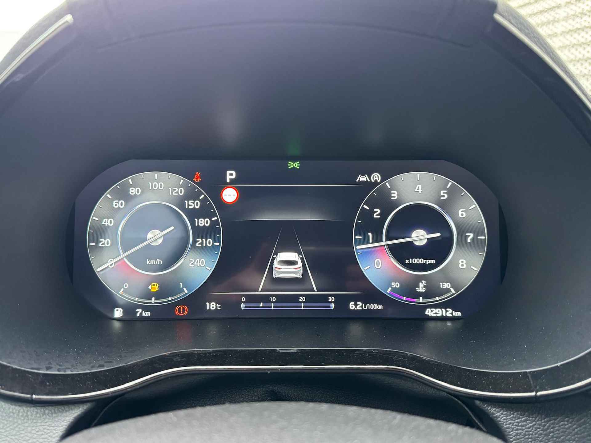 Kia ProCeed 1.5 T-GDi GT-PlusLine / Panoramadak / Digitale Cockpit / Stuur + Stoelverwarming / Achteruitrijcamera - 18/31