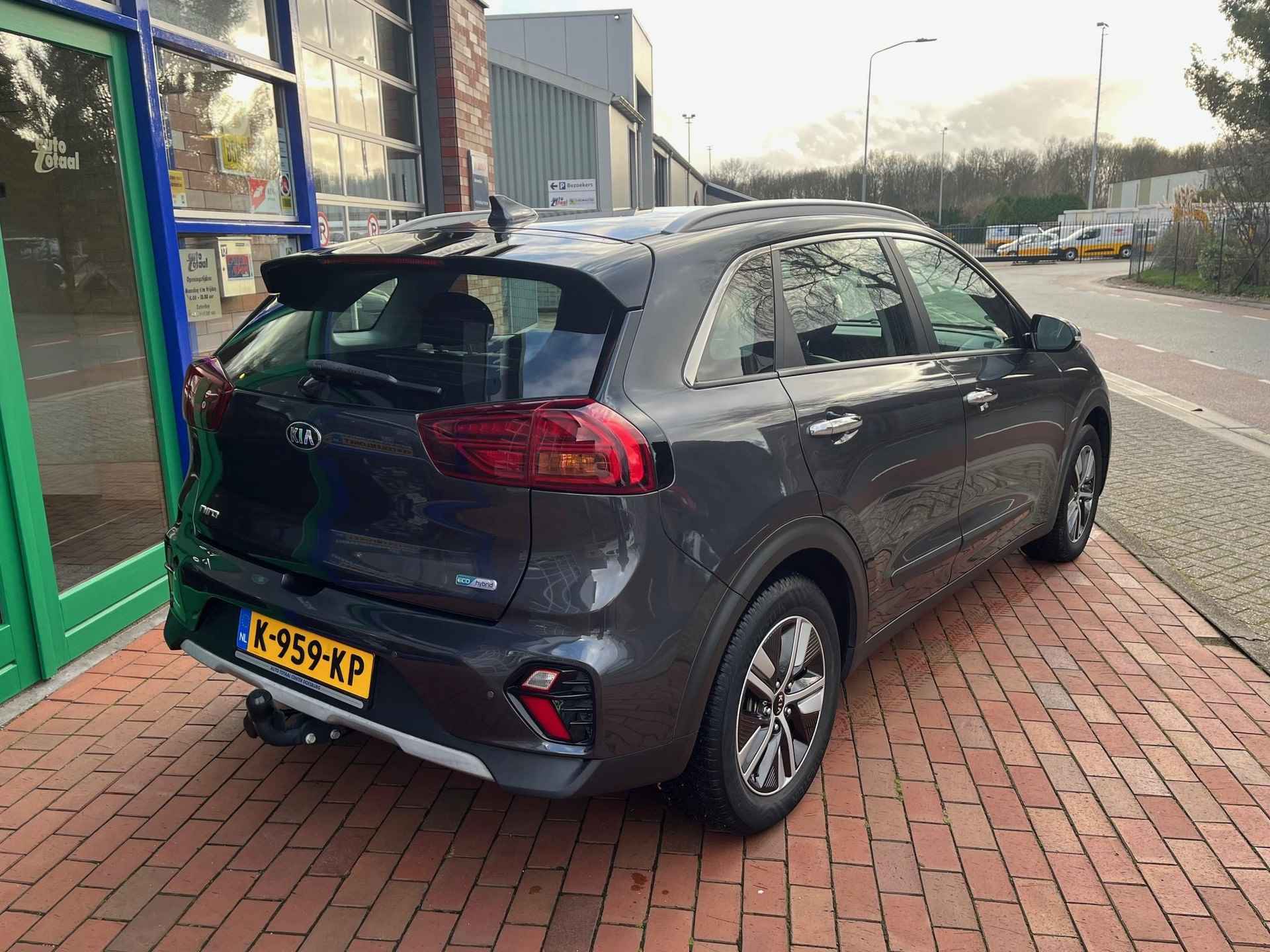 Kia Niro 1.6 GDi Hybrid DynamicLine - 4/24