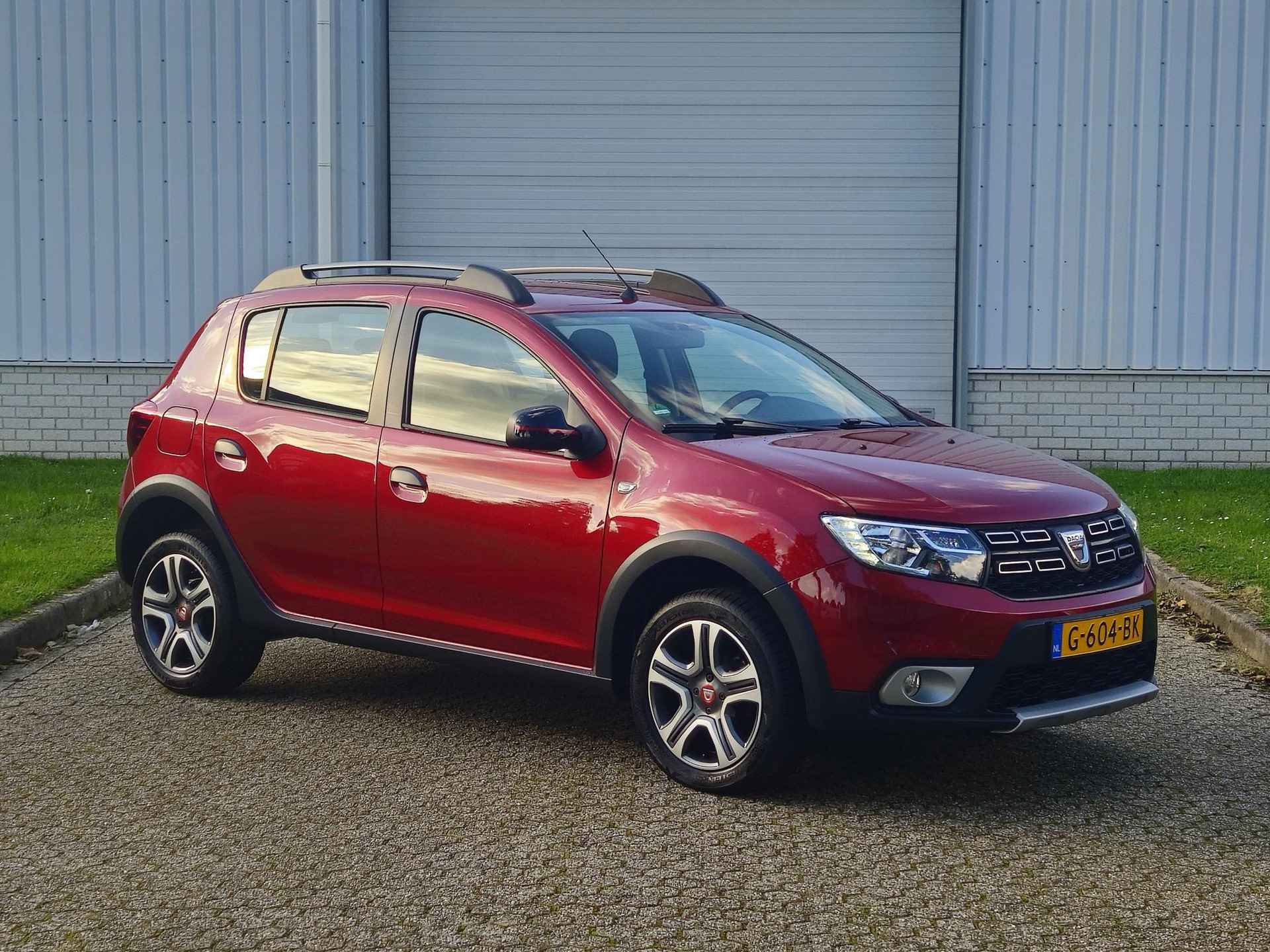 Dacia Sandero 0.9 TCe Tech Road / 1e Eigenaar / All Season Banden / Navigatie / Airco / Parkeersensoren / - 19/35