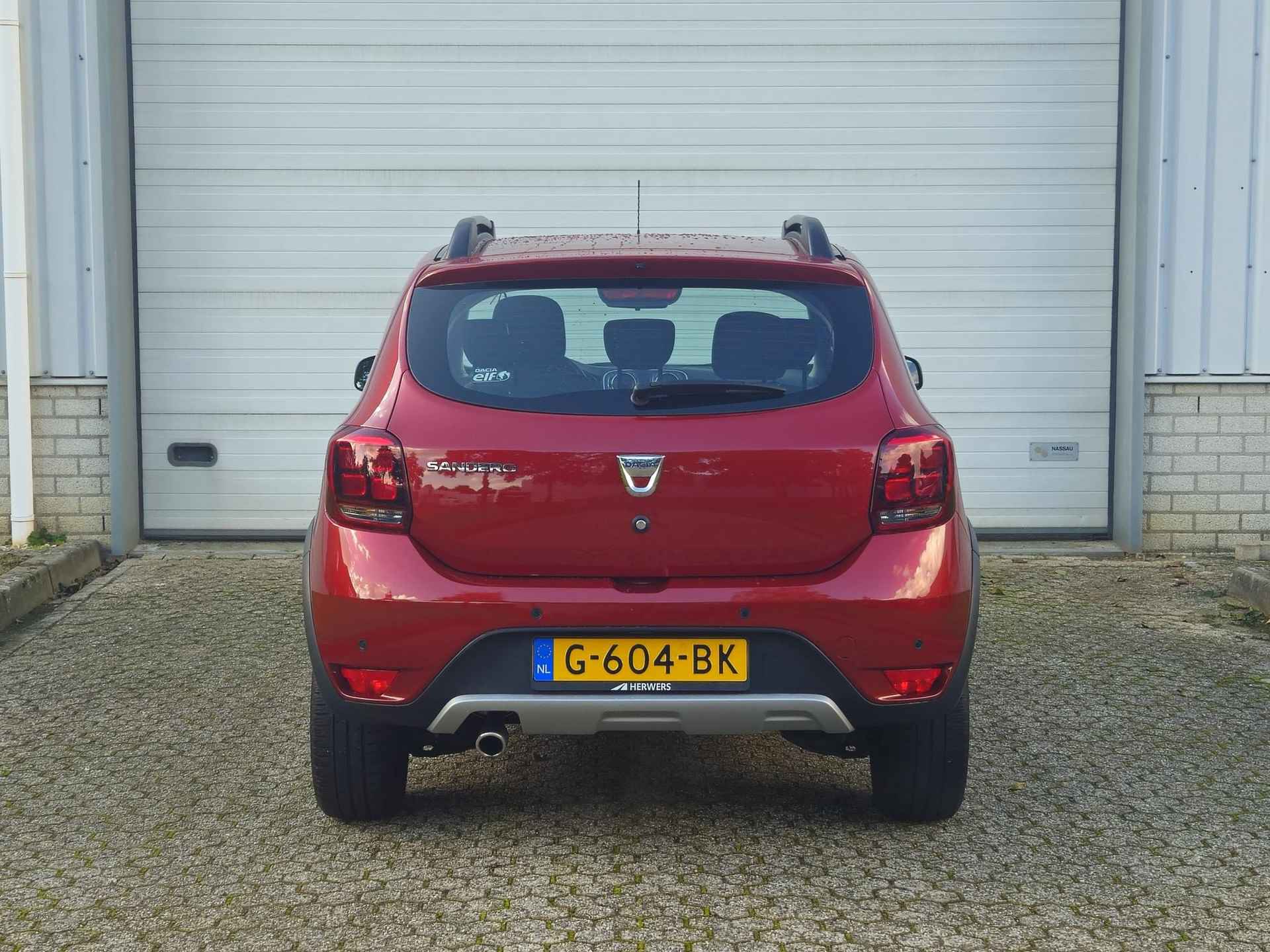 Dacia Sandero 0.9 TCe Tech Road / 1e Eigenaar / All Season Banden / Navigatie / Airco / Parkeersensoren / - 25/35