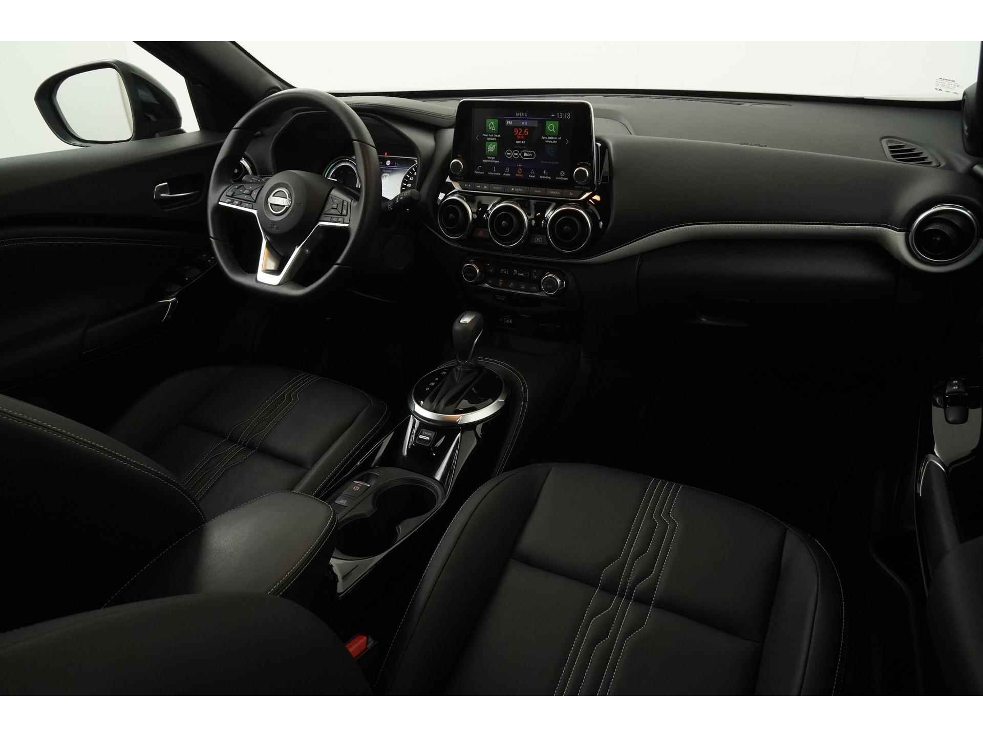 Nissan Juke 1.6 Hybrid Premiere Edition | LED | Leder | Camera | Carplay |  Zondag Open! - 2/37