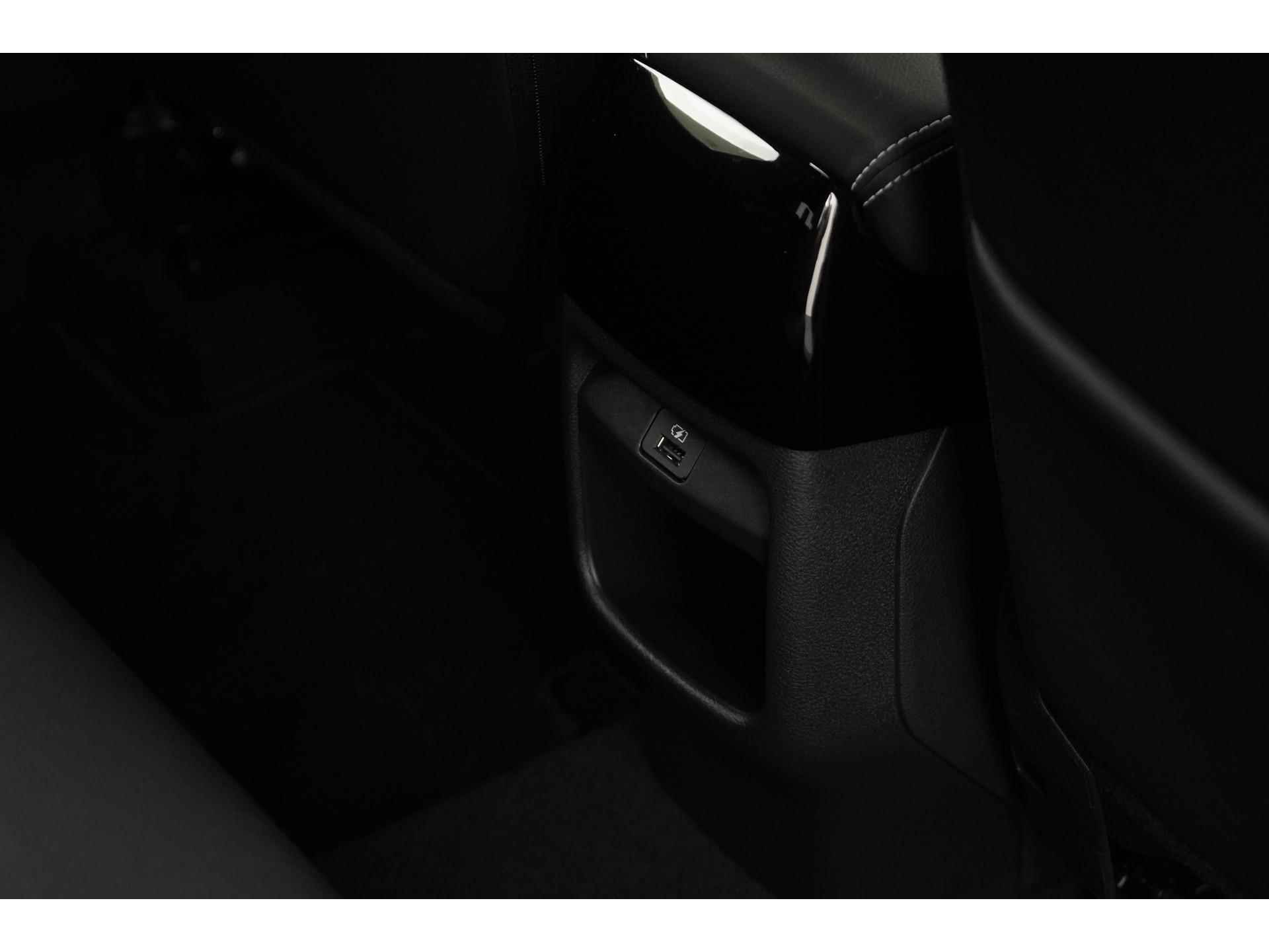 Nissan Juke 1.6 Hybrid Premiere Edition | LED | Leder | Camera | Carplay |  Zondag Open! - 33/37