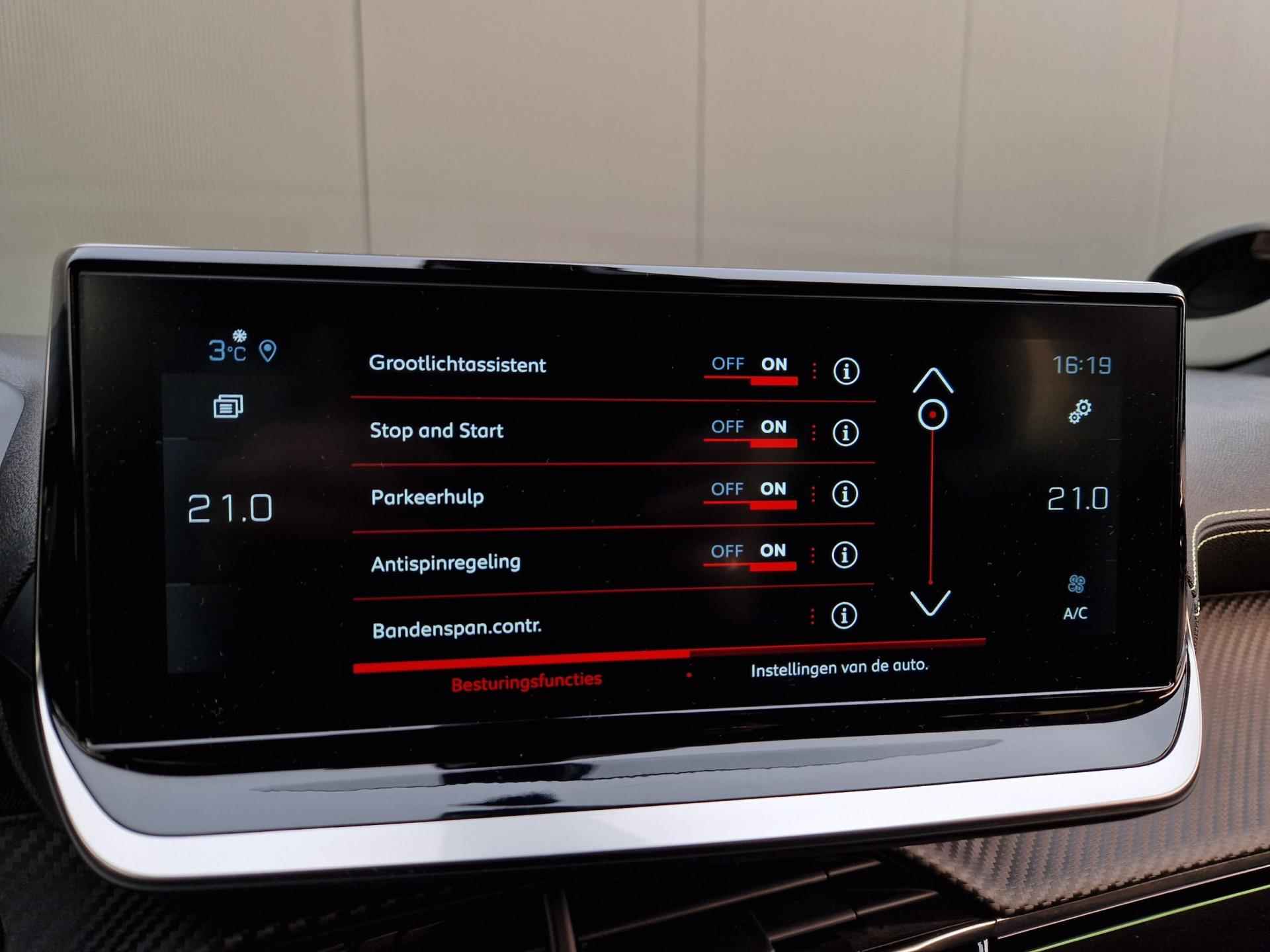 Peugeot 2008 1.5 BlueHDi GT Line /3d cockpit /63dkm /1e eig - 26/32