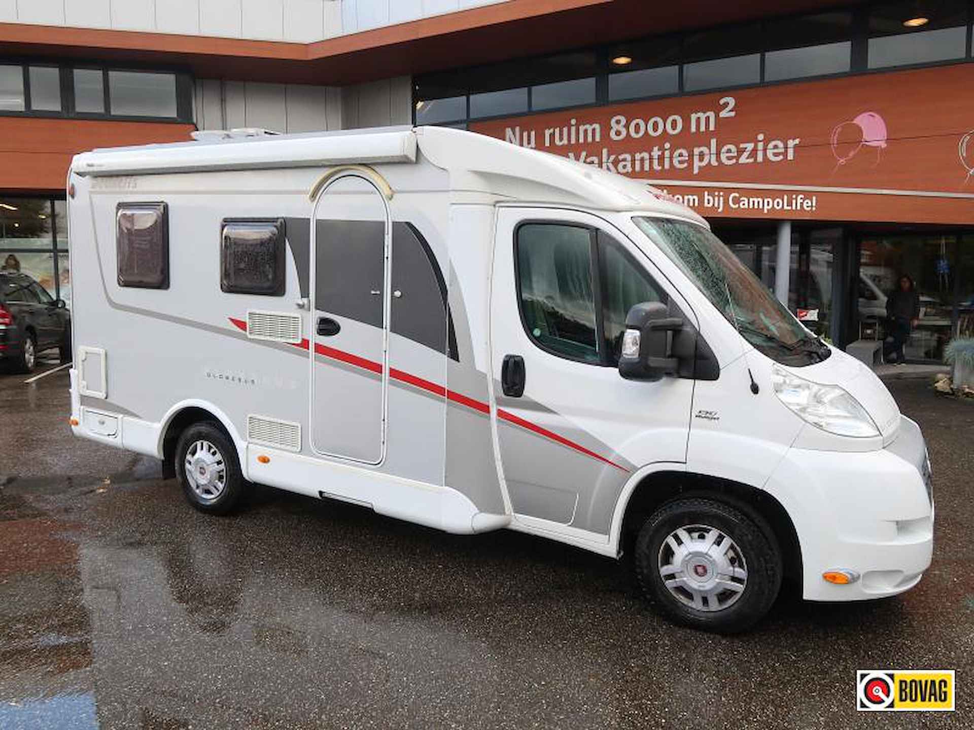 Dethleffs Globebus T 2 Compact met Frans Bed - 1/24