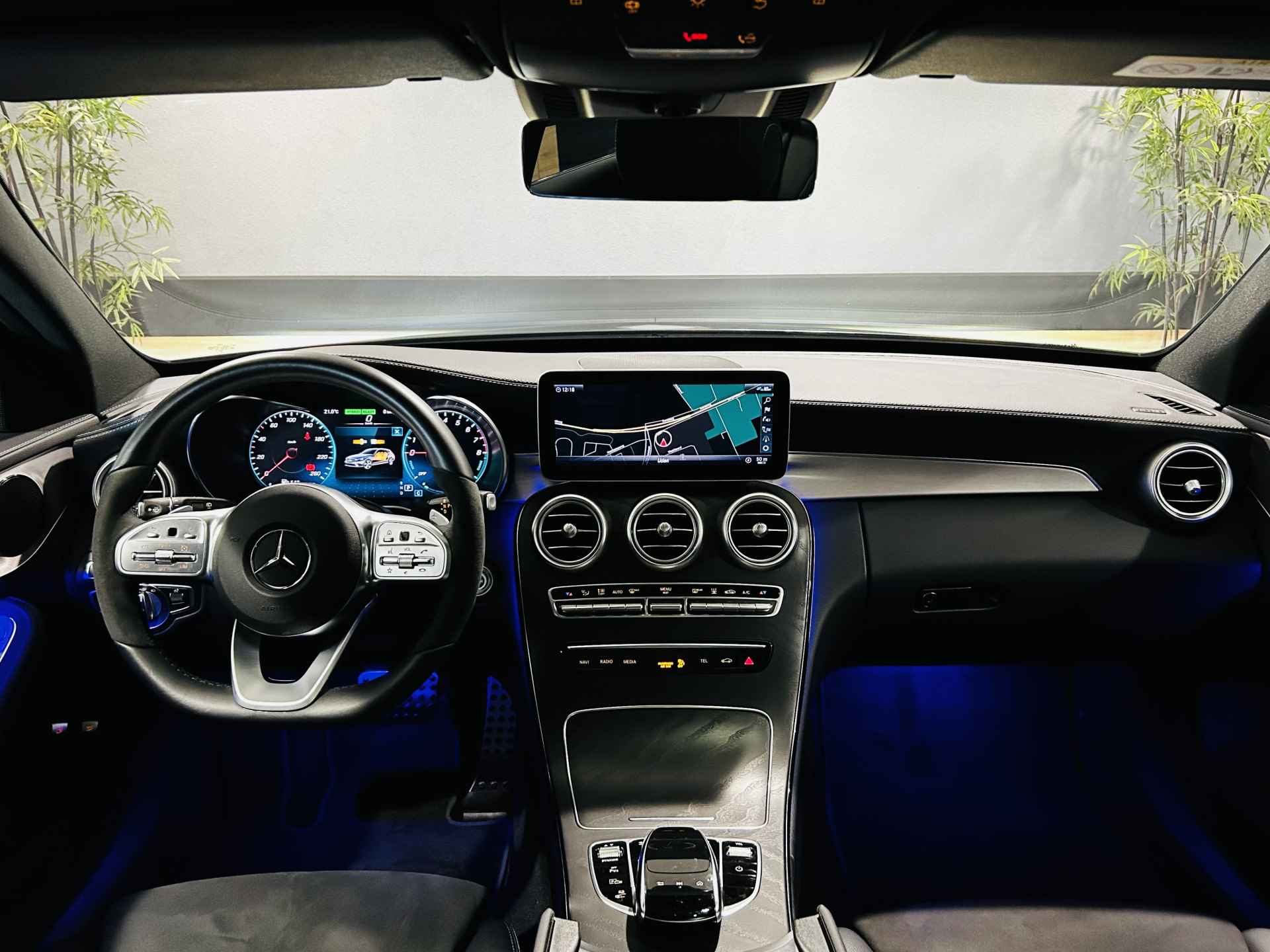 Mercedes-Benz C-Klasse Estate 300e AMG Hybride // Panoramadak // 360 Camera // MultiBeam LED koplampen // Night Pakket // Digitaal Dashbord // Elektris - 7/55