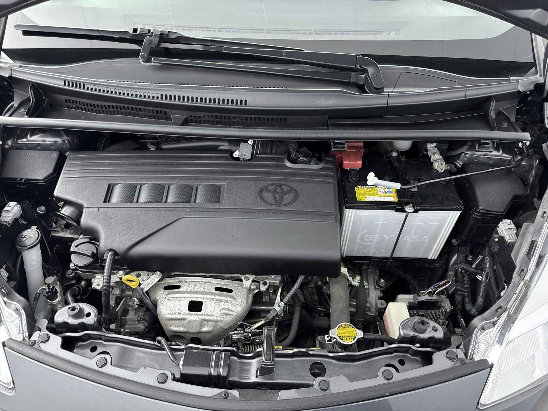 Toyota Verso-S 1.3 VVT-i Trend | Navigatie | Camera | Airco | - 38/42