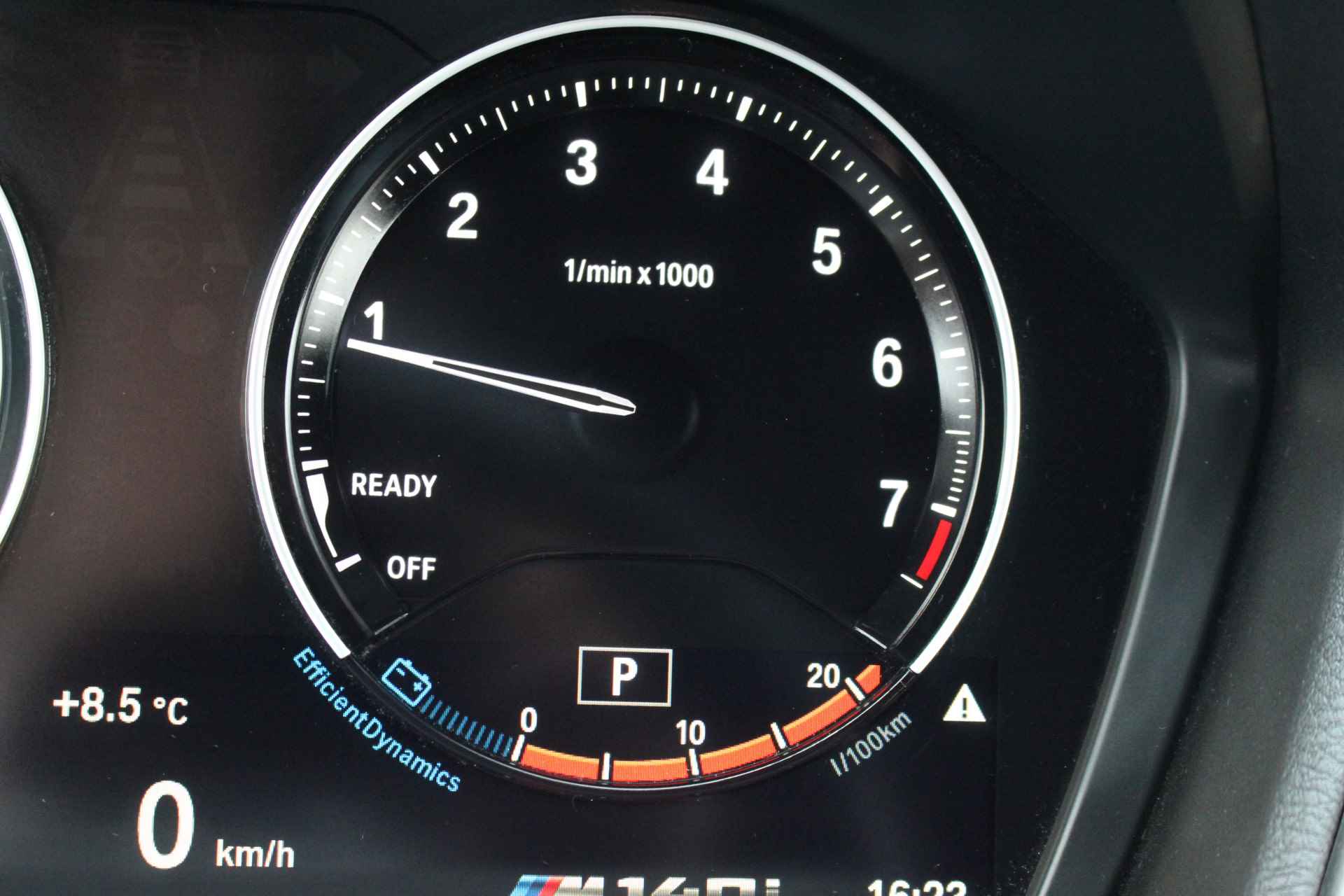 BMW X1 2.0i 180PK Executive Edition | Sportstoelen | Navi | LED | Cruise C. | Parkeerassistent Climate C. | - 34/43