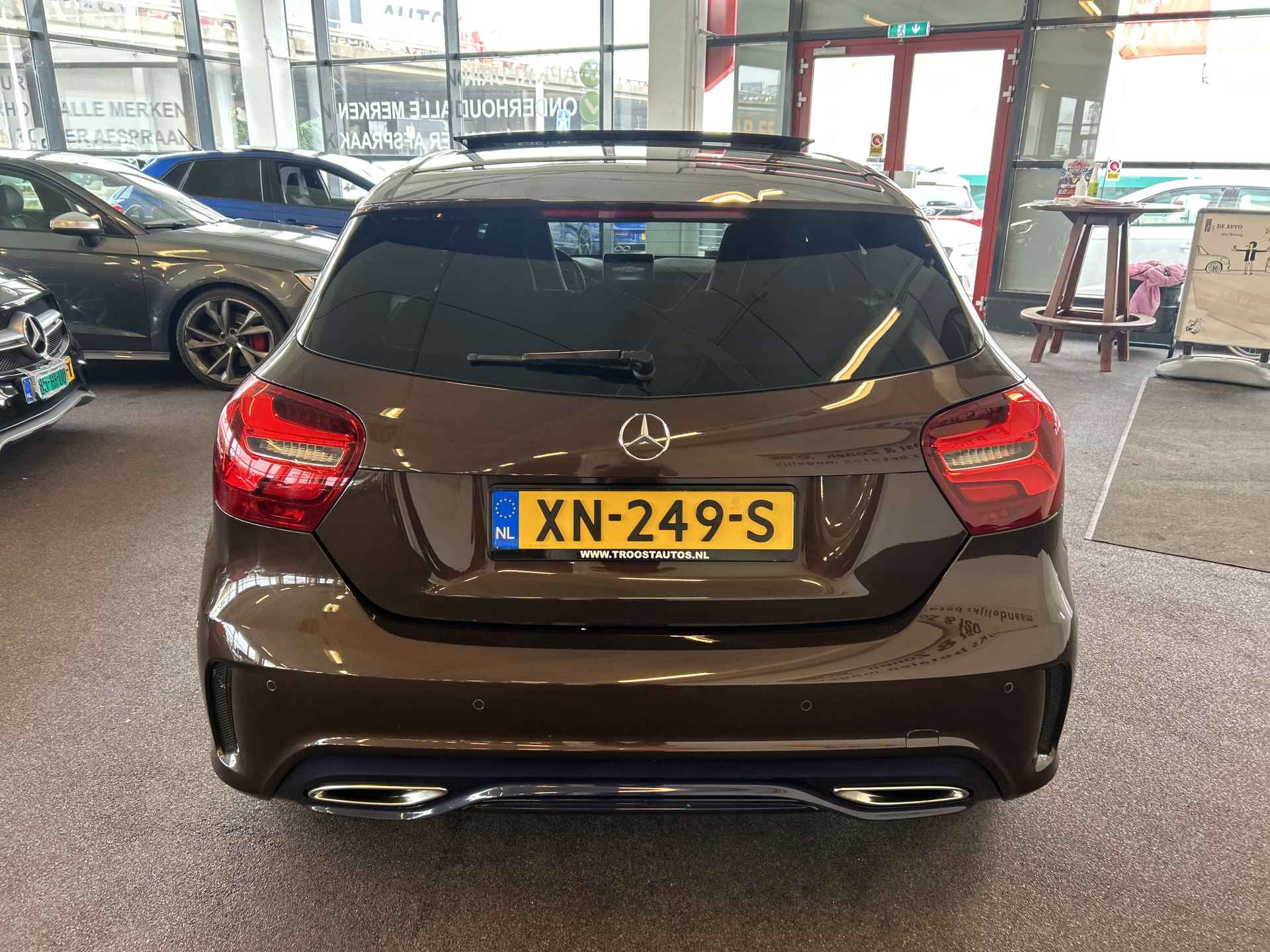 Mercedes-Benz A-Klasse 200 Motorsport Edition AMG Automaat | Panoramadak | Standkachel | Memory seats | Dodehoeksdetectie | Achteruitrijcamera | Ledere - 7/30