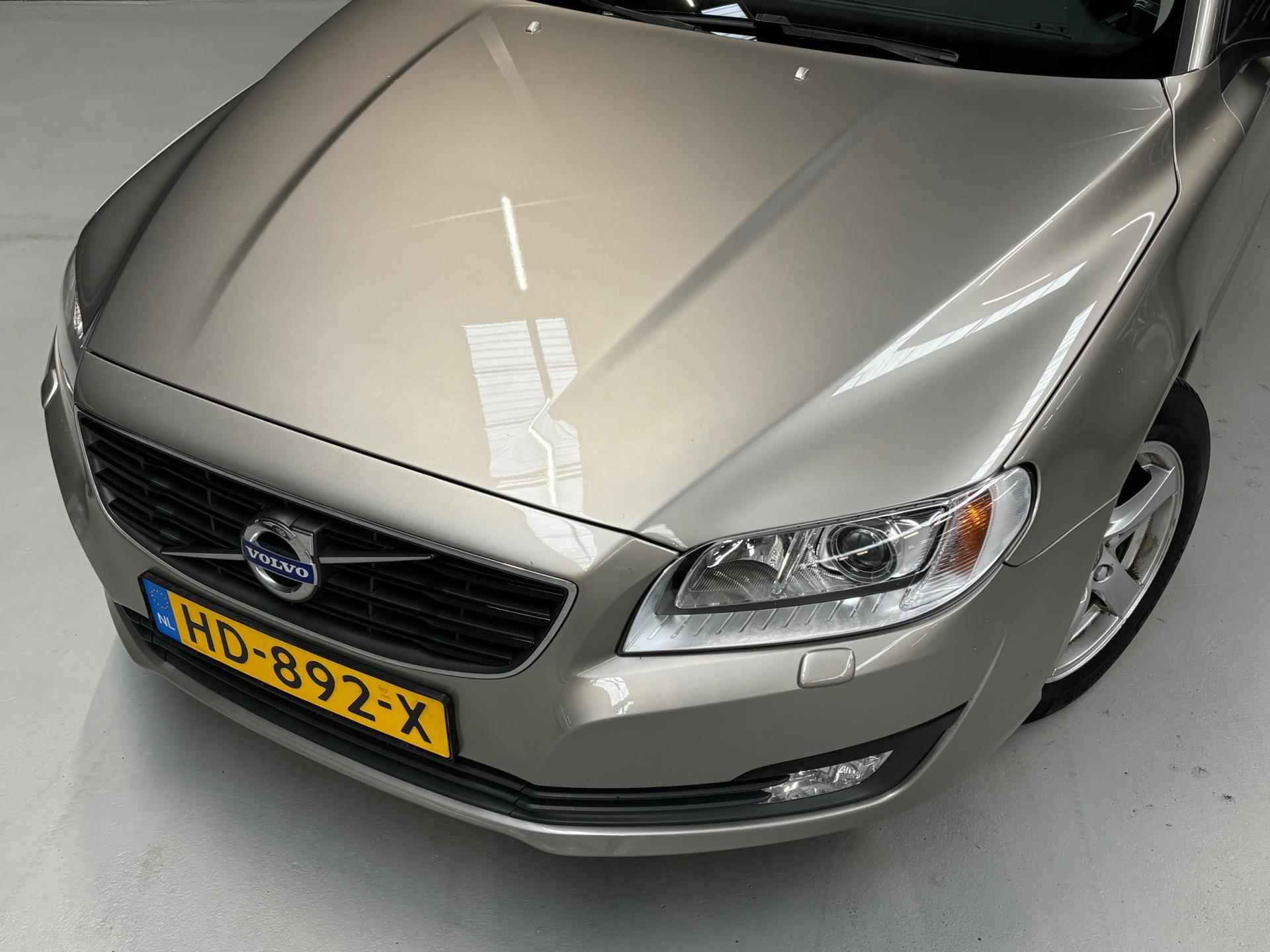 Volvo V70 2.0 D4 (180 pk) Dynamic Edition - leer - navigatie- trekhaak - 11/35