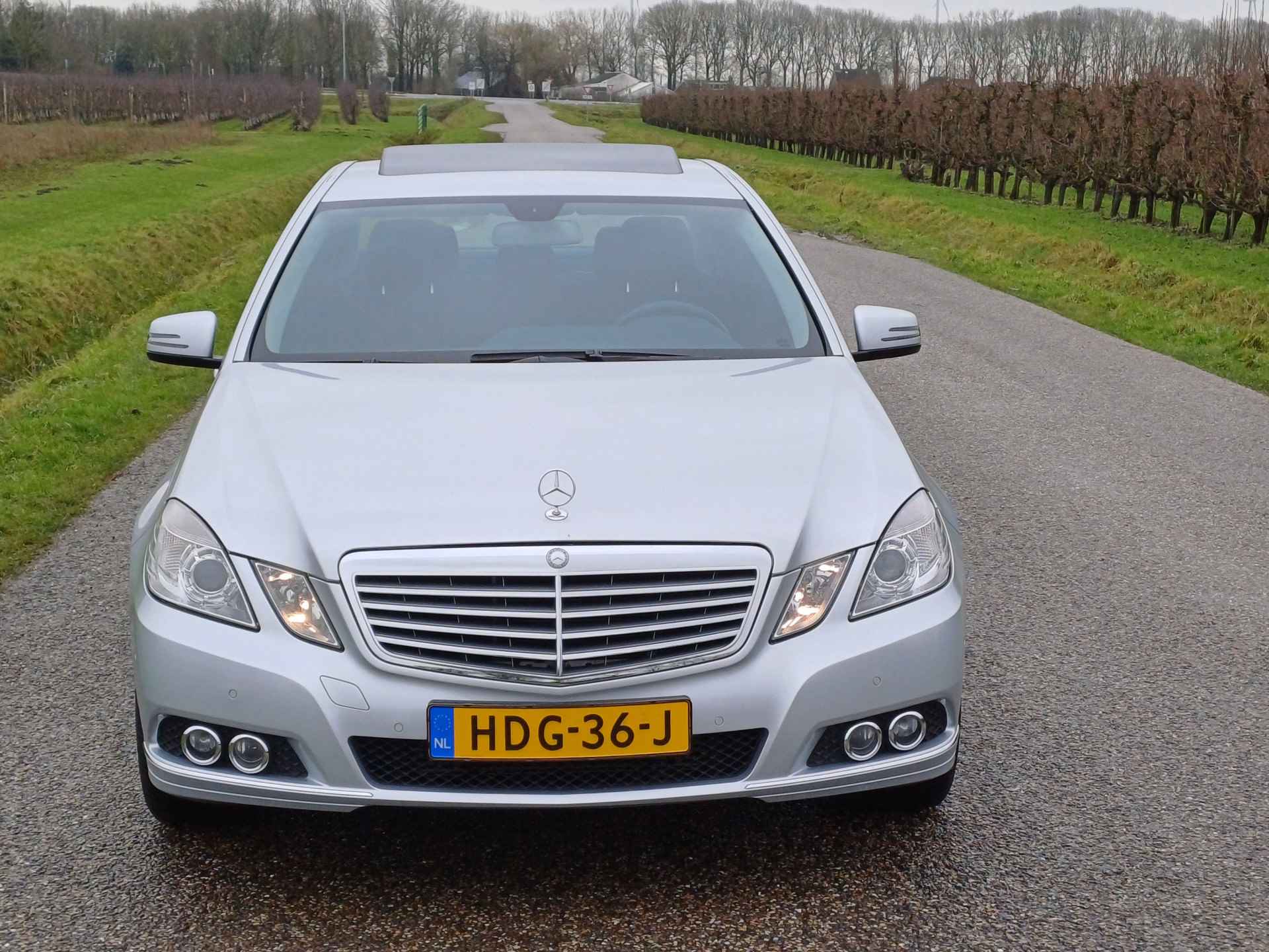 Mercedes-Benz E-Klasse 200 CGI Business Class Elegance /Mooie auto!/Schuifd./Navi/Hout/Stoelverw/Cruise/ - 5/45