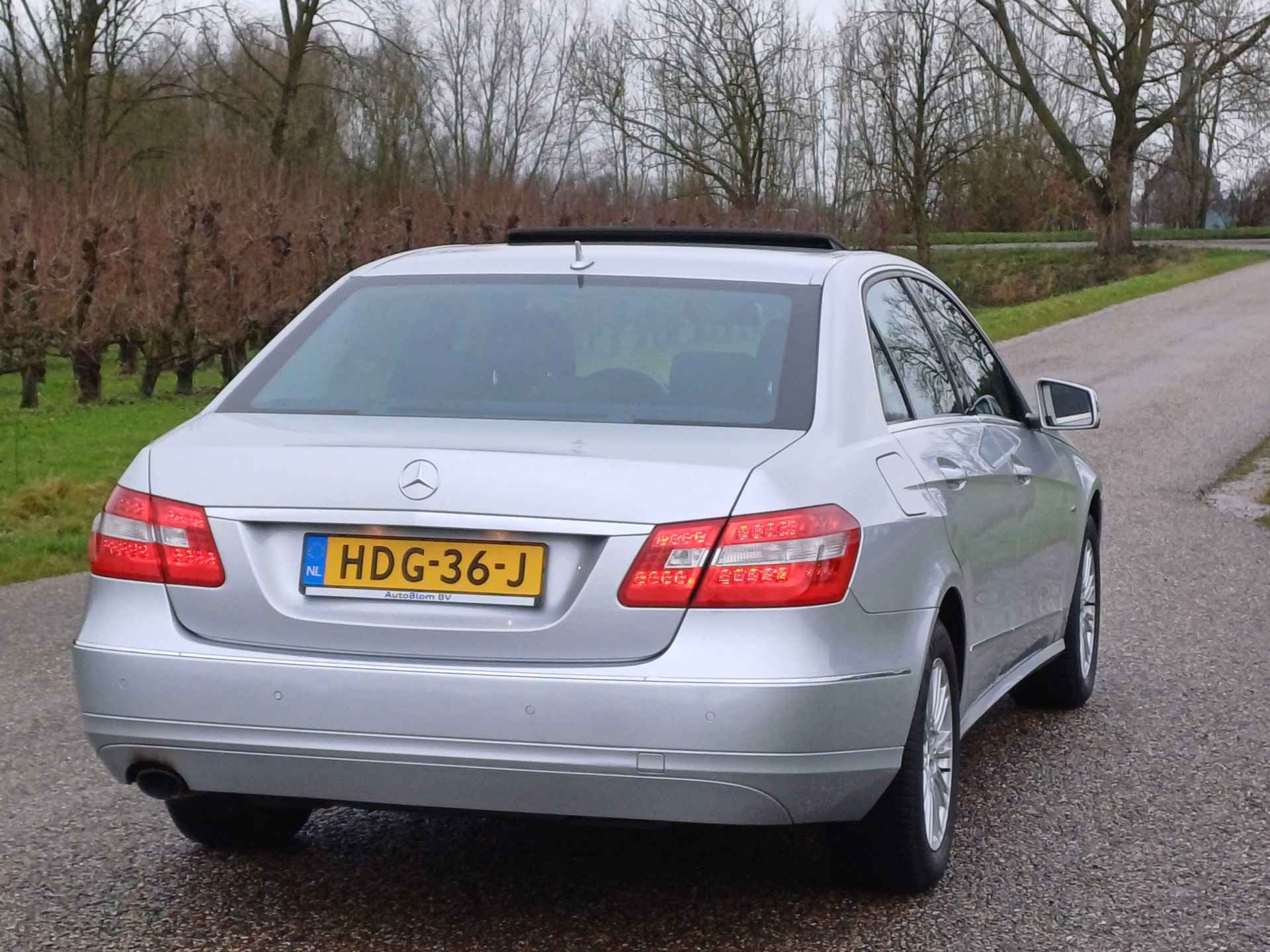 Mercedes-Benz E-Klasse 200 CGI Business Class Elegance /Mooie auto!/Schuifd./Navi/Hout/Stoelverw/Cruise/ - 7/45