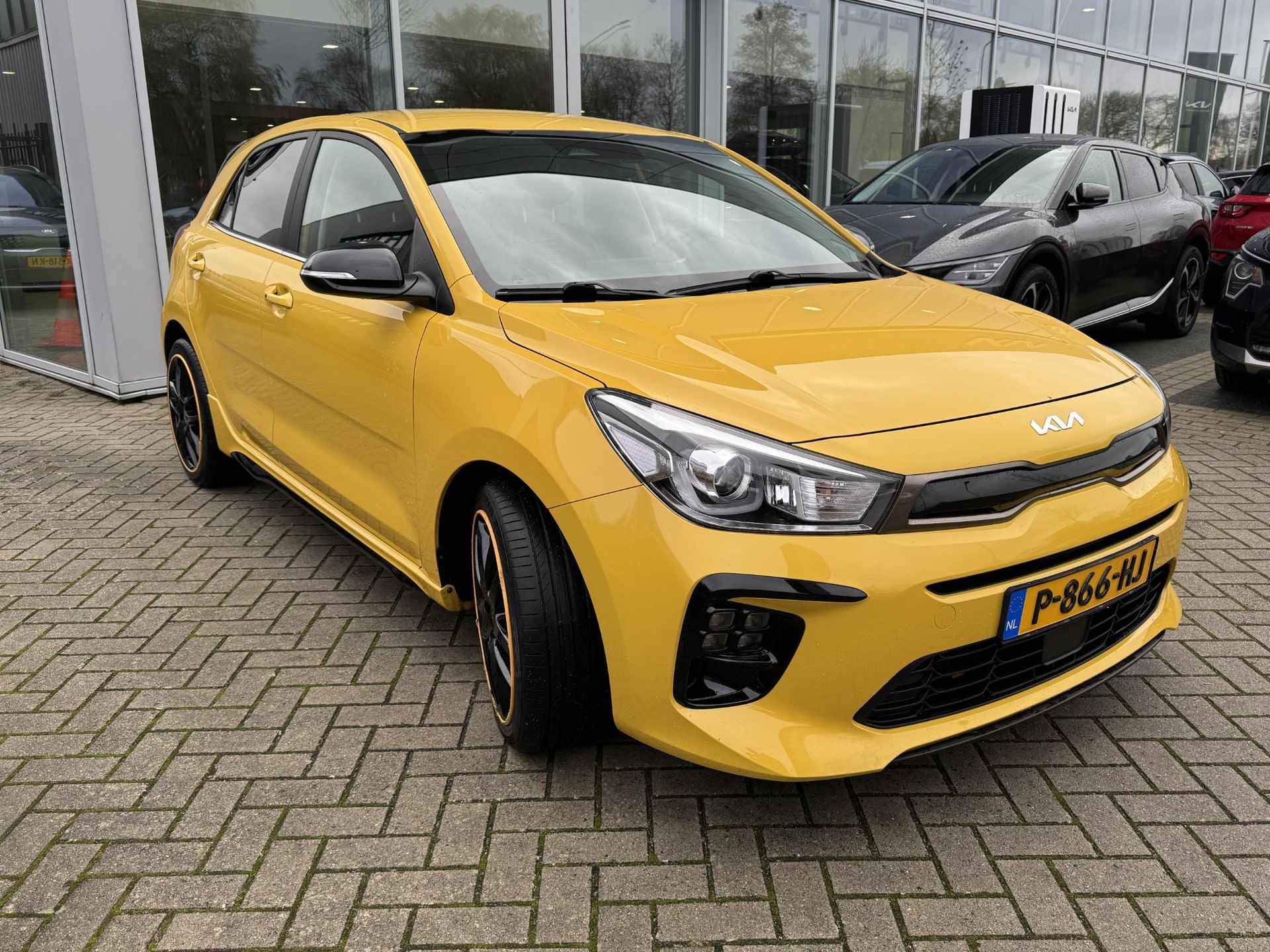 Kia Rio 1.0 T-GDi MHEV GT-Line | Keyless | Achteruitrij camera | Apple Carplay/Android Auto | Adaptieve cruise control | Full map navigatie | Stoel/Stuurverwarming | - 3/40