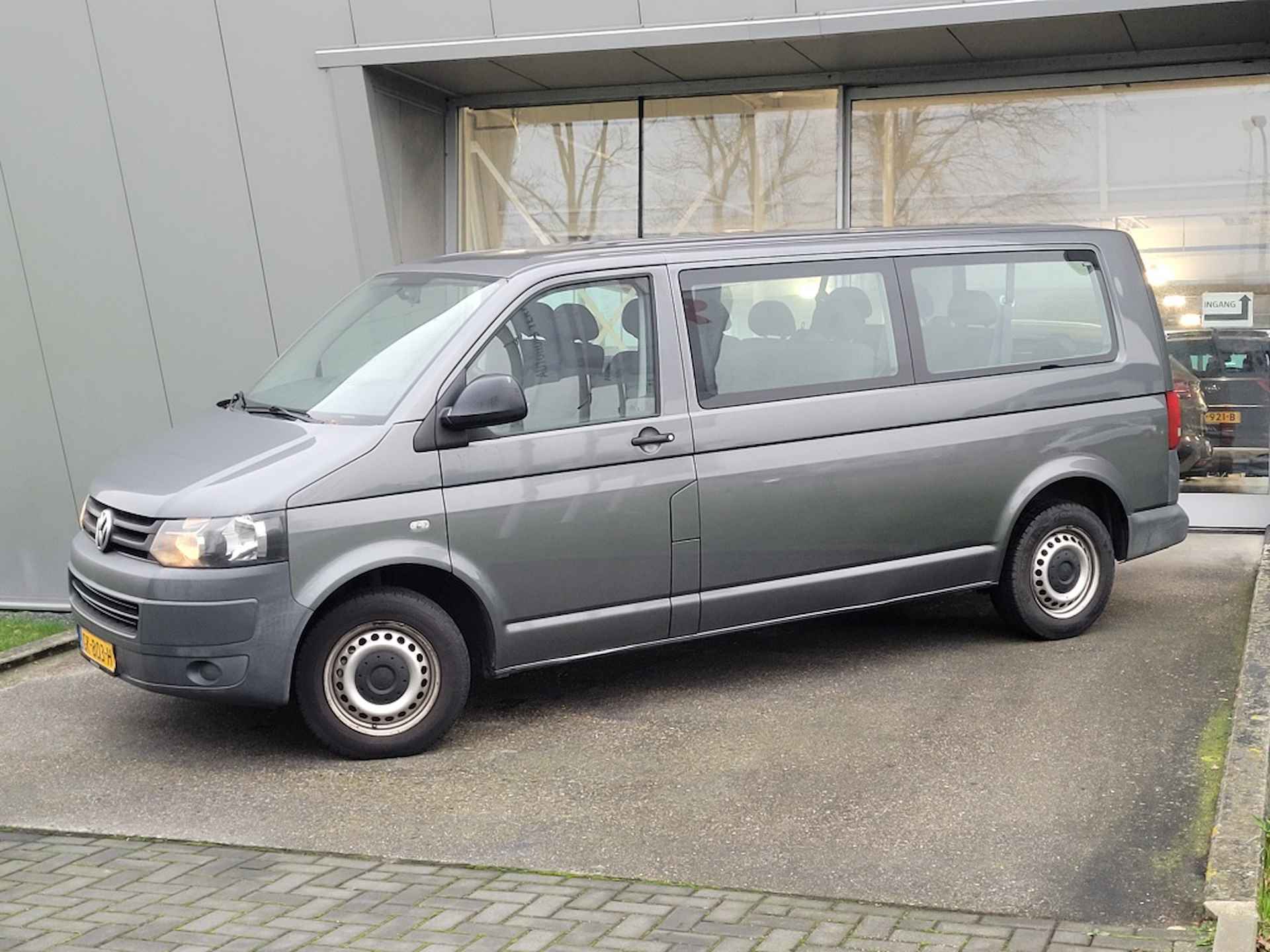 Volkswagen Transporter 2.0 TDI | 9 persoons - 6/30