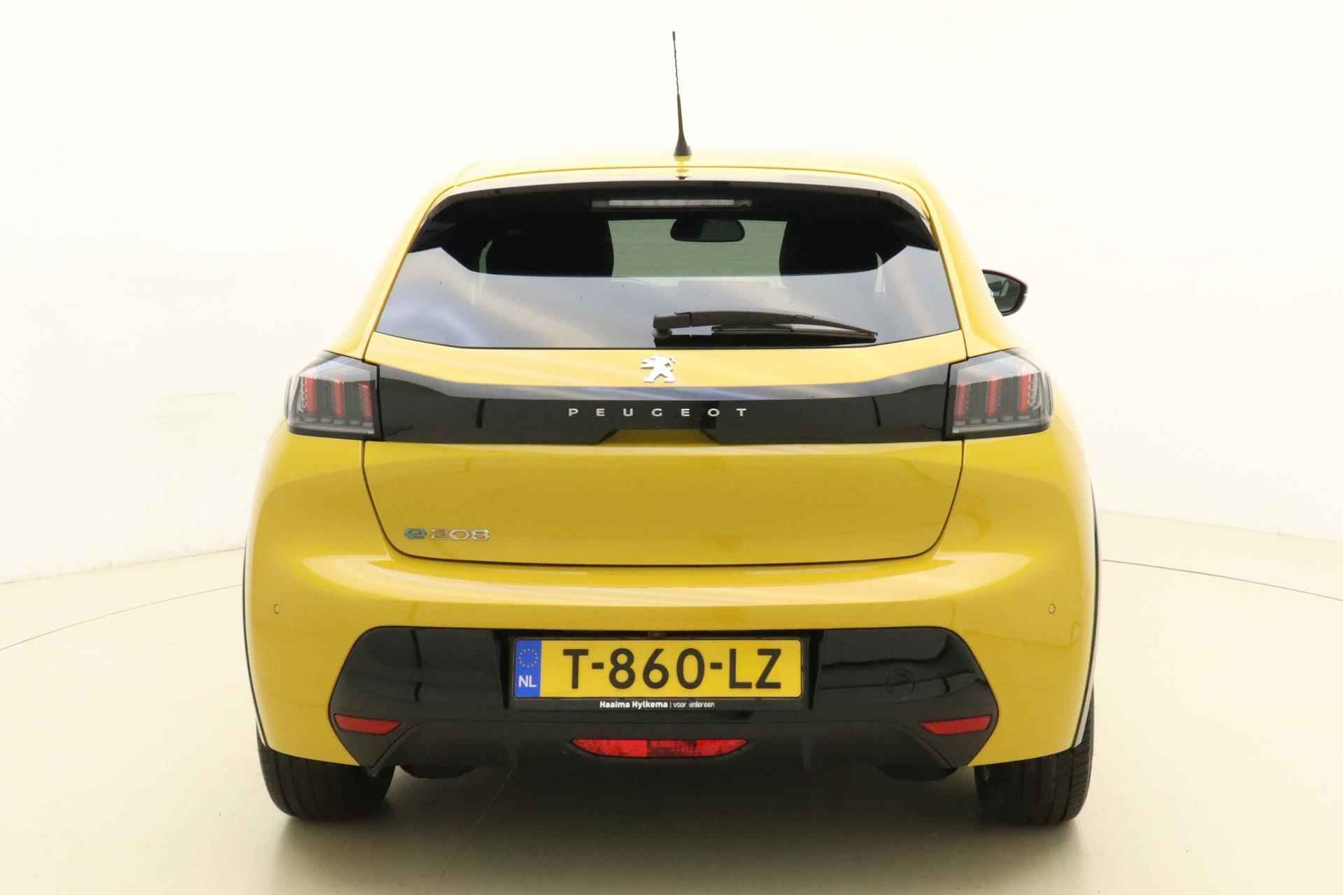 Peugeot e-208 EV Allure Pack 50 kWh 3-Fase | Keyless Entry | Stoelverwarming | Navigatie | Camera Achter | Cruise Control | Climate Control | Parkeersensoren Achter | - 12/37
