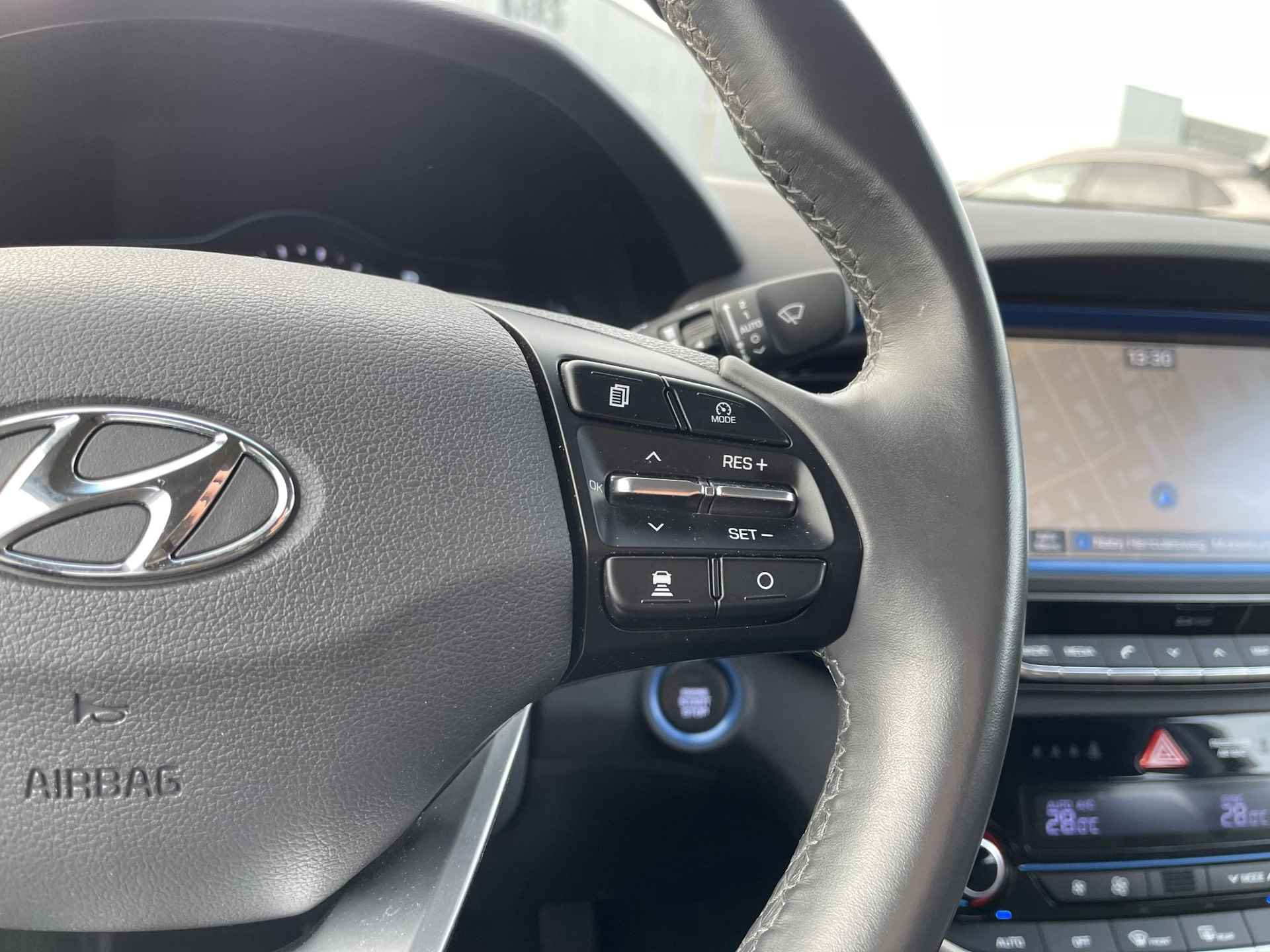 Hyundai IONIQ 1.6 GDi Comfort | Navigatie | Camera | Apple Carplay/Android Auto | Keyless Entry | Cruise & Climate Control | Rijklaarprijs! - 15/26