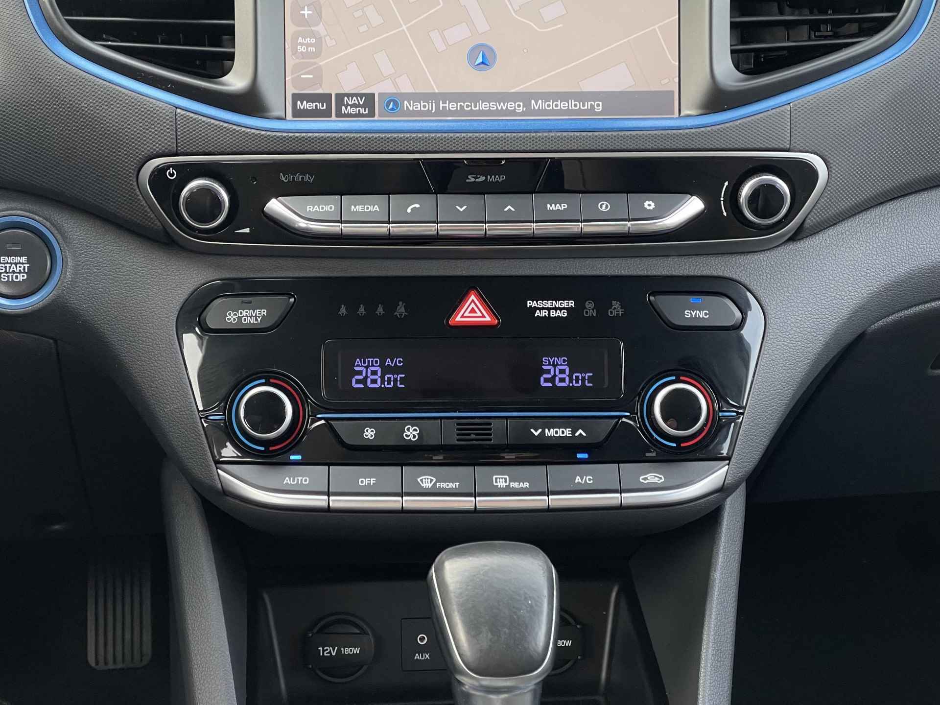 Hyundai IONIQ 1.6 GDi Comfort | Navigatie | Camera | Apple Carplay/Android Auto | Keyless Entry | Cruise & Climate Control | Rijklaarprijs! - 19/26