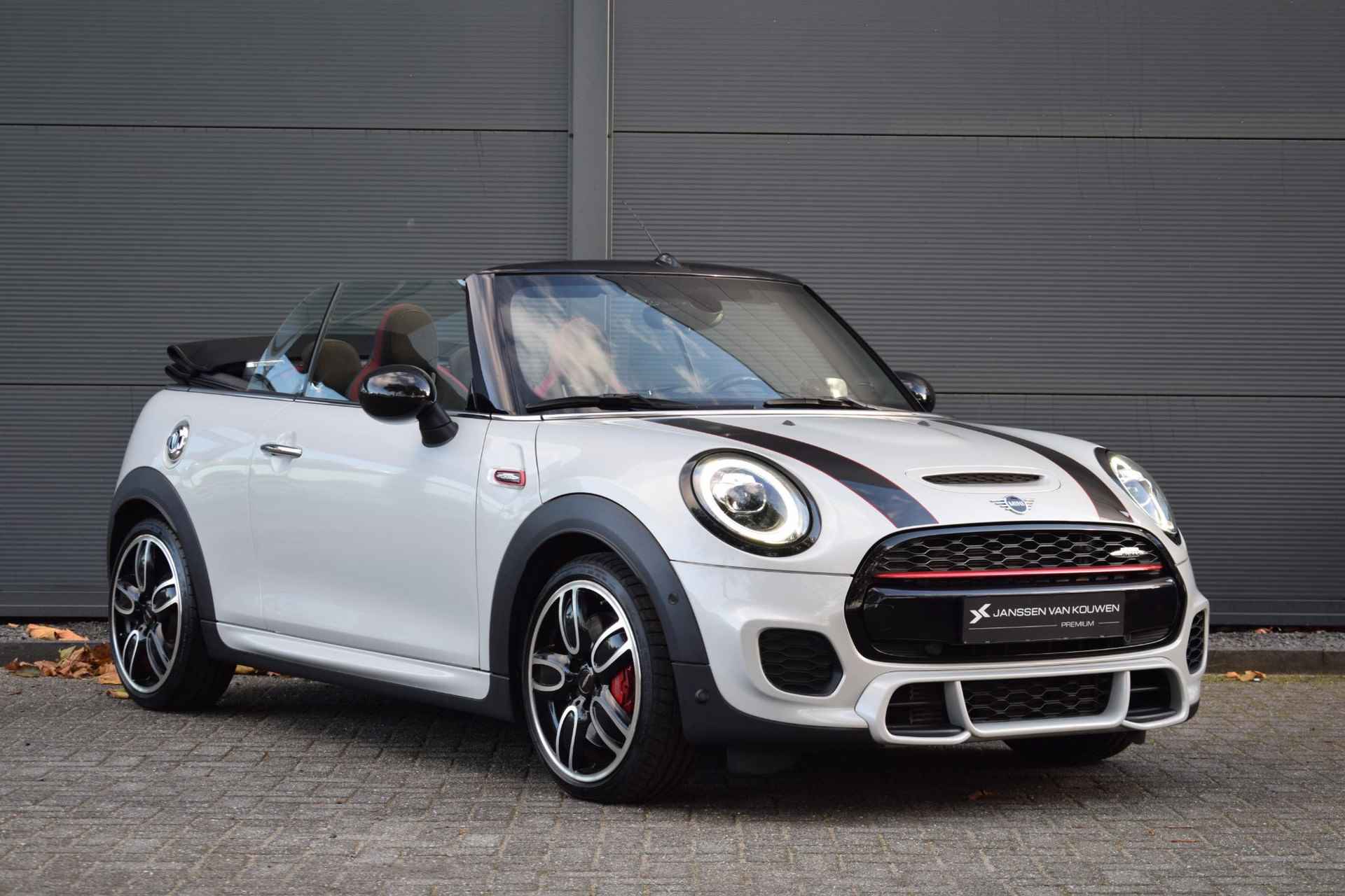 Mini Mini Cabrio 2.0 John Cooper Works Chili 231PK / Leder / LED / Head Up / Harman/kardon - 3/64