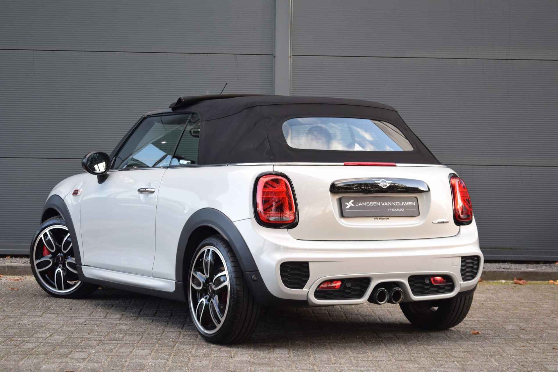 Mini Mini Cabrio 2.0 John Cooper Works Chili 231PK / Leder / LED / Head Up / Harman/kardon - 4/64