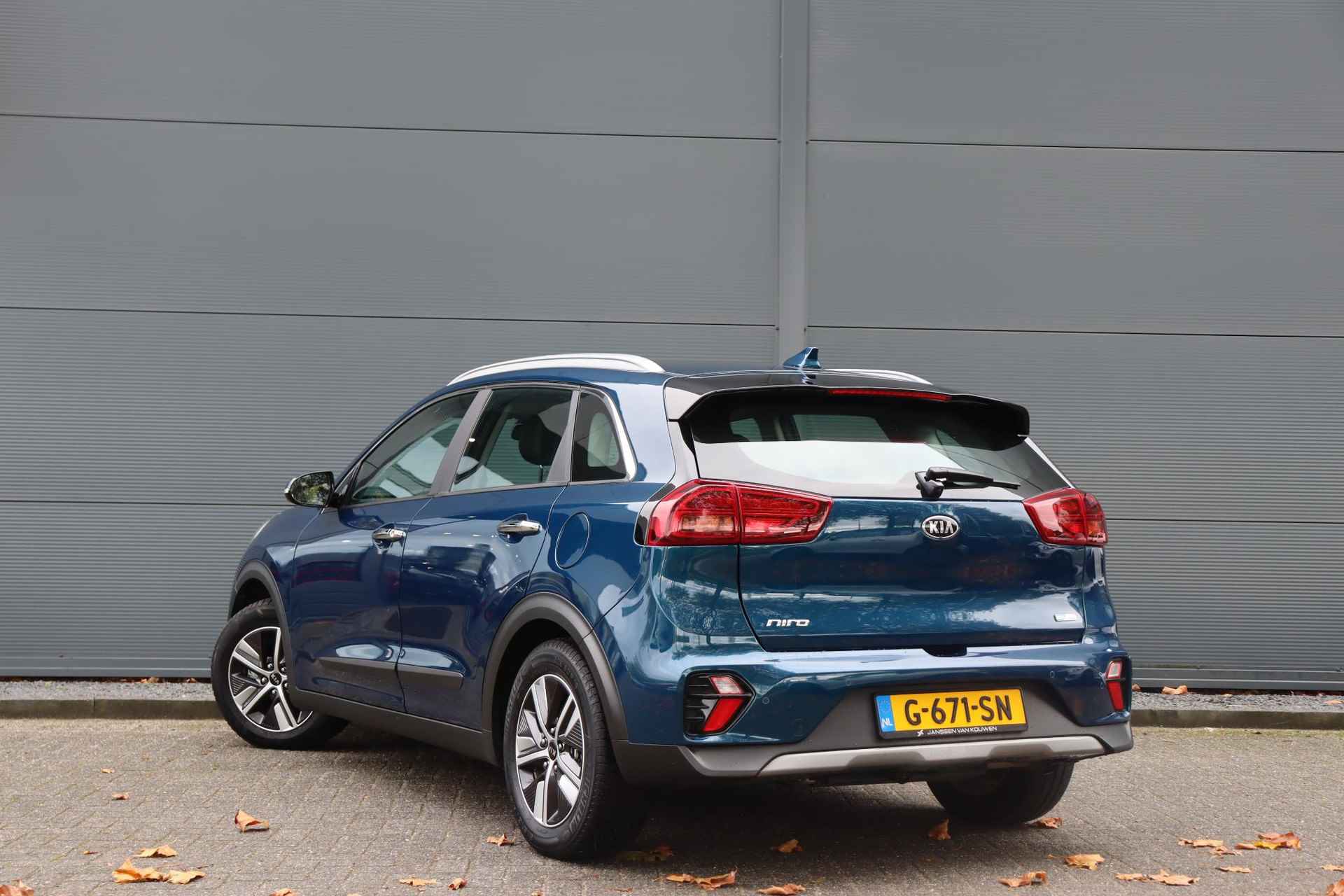 Kia Niro 1.6 GDi Hybrid DynamicLine / Navigatie / Achteruitrijcamera / Apple CarPlay / - 4/30