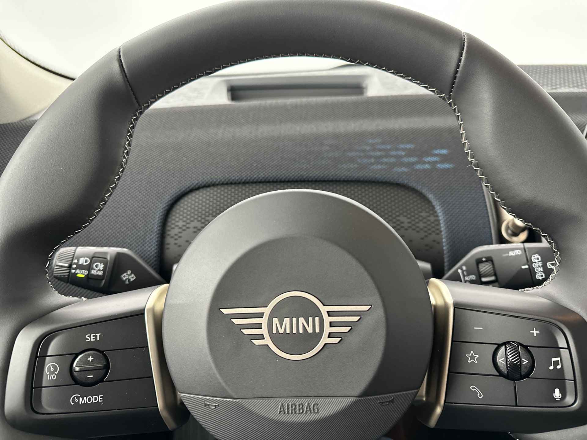 MINI Countryman SE ALL4 Classic Trim | S Pakket | 18 Inch LM wielen - 9/24