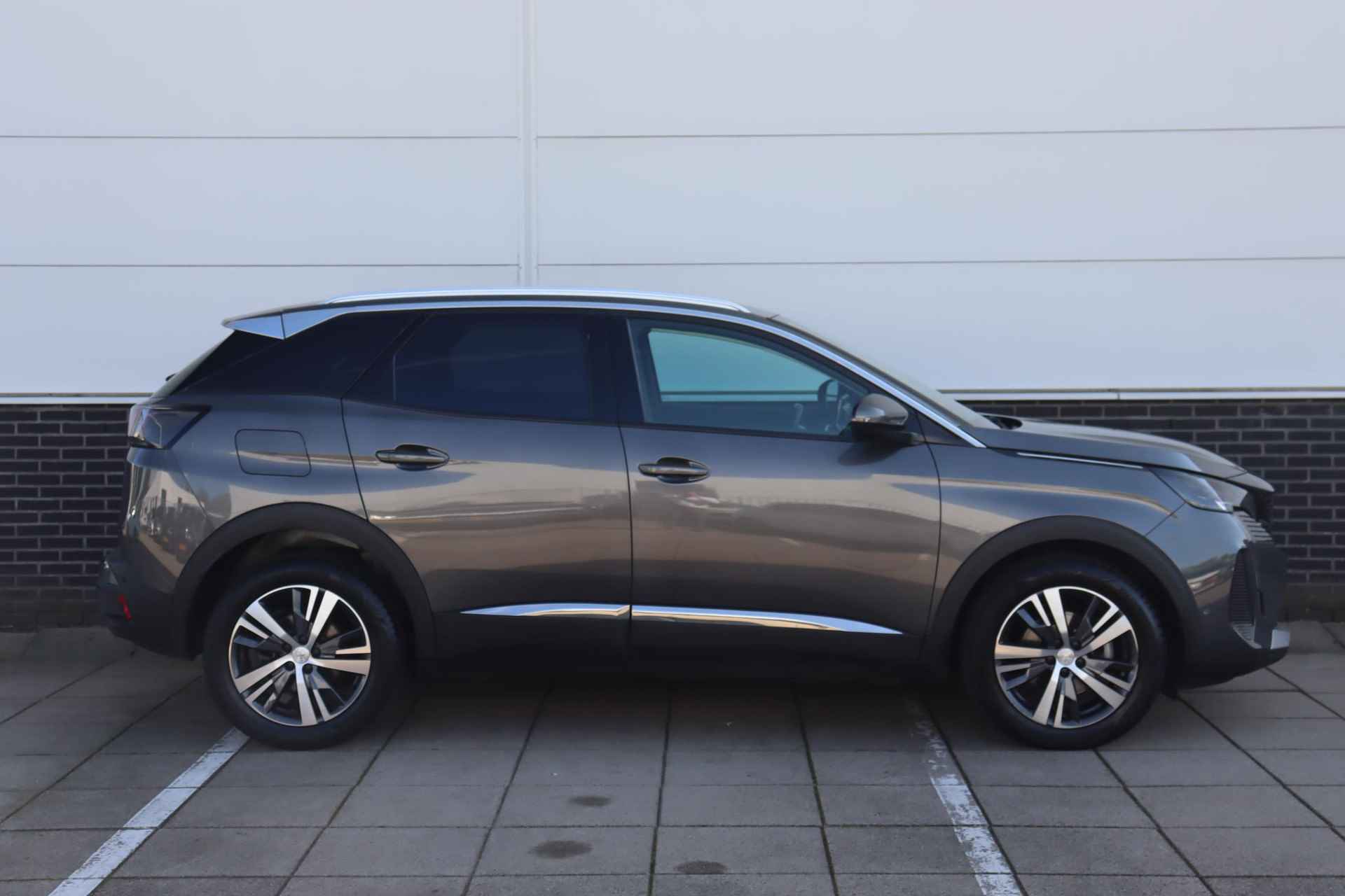 Peugeot 3008 1.2 PureTech Blue Lease Premium *Navigatie * 360 Camera * Afneembare Trekhaak * - 4/38