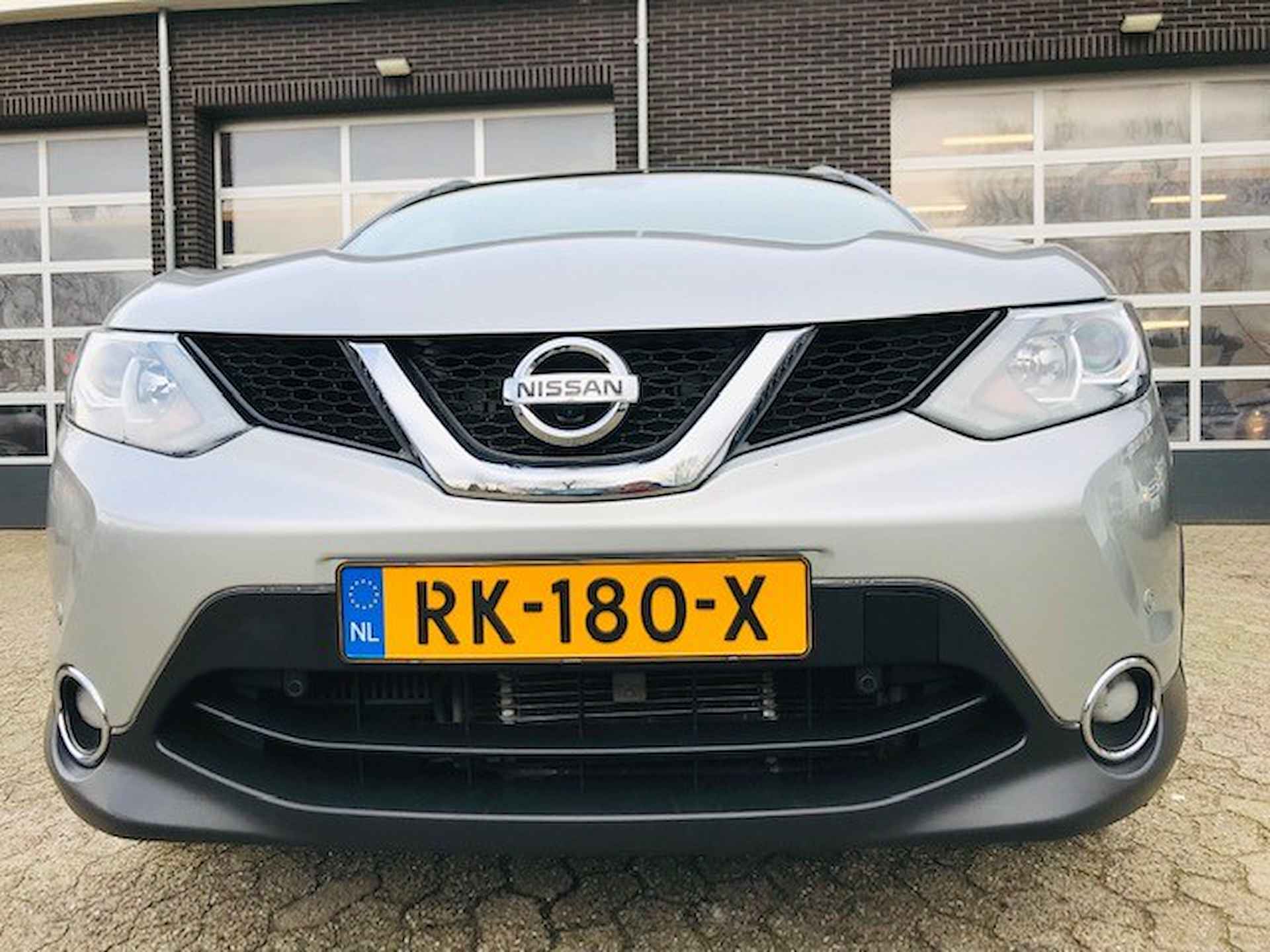 Nissan Qashqai 1.2 DIG-T 85KW CONNECT EDITION - AUTOMAAT / TREKHAAK - 19/32