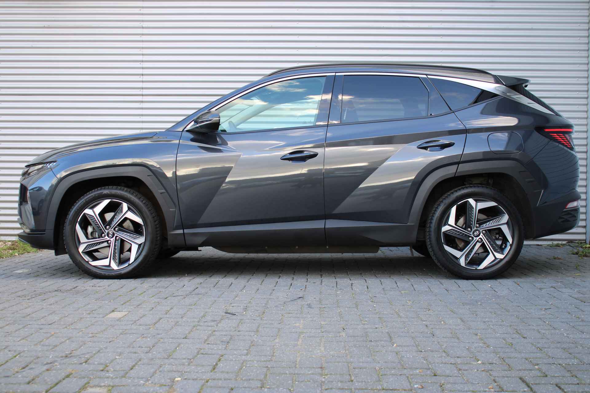 Hyundai Tucson 1.6 T-GDI PHEV Comfort 4WD 265pk Automaat | Navigatie | Dodehoek-Detectie | Achteruitrijcamera | Stoelverwarming | Climate Contr - 3/41