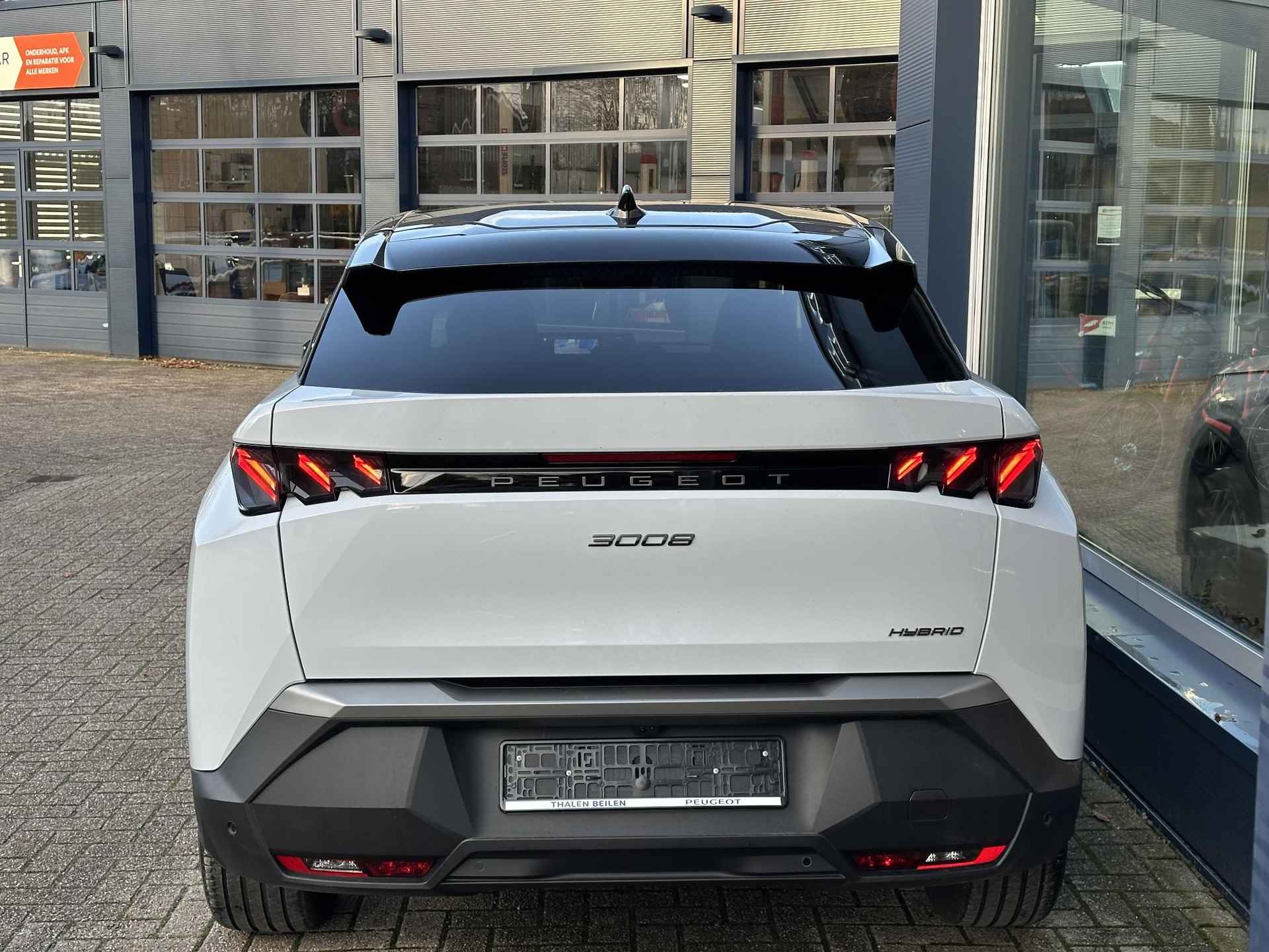 Peugeot 3008 1.2 Hybrid 136 GT | Nieuwste model 3008 | Direct Leverbaar | Navigatie | Parkeercamera | LED Matrix | Alcantara Bekleding | Electrische achterklep | Stoel & Stuurverwarming | - 5/60