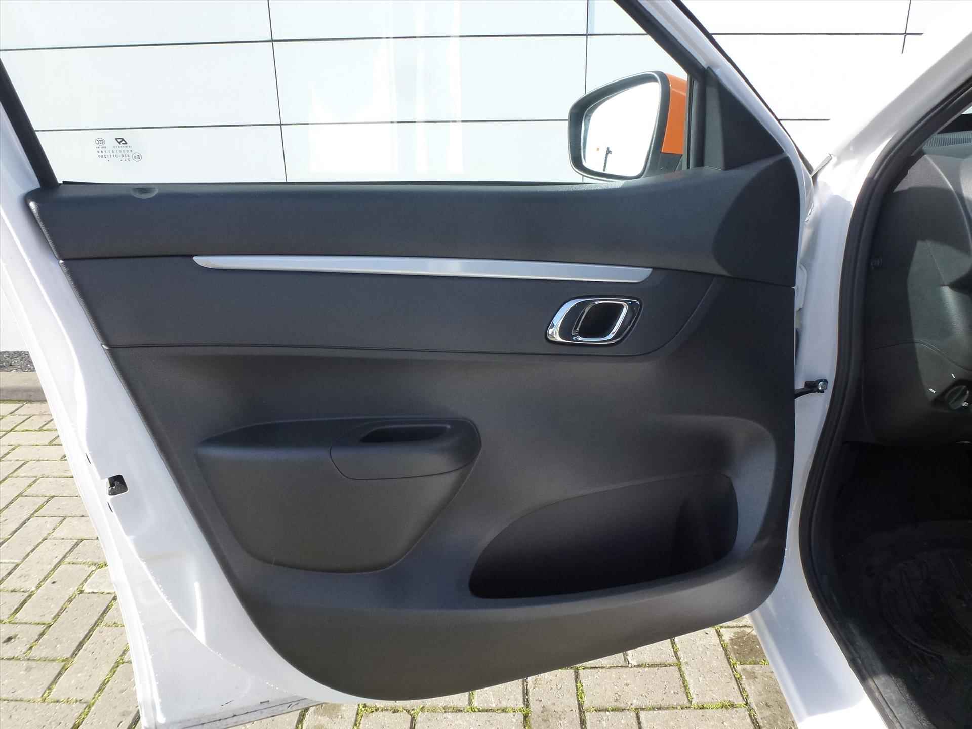 Dacia Spring Electric Comfort Plus Orange Pack / Navigatie / Camera / Leder / DC Lader - 7/23