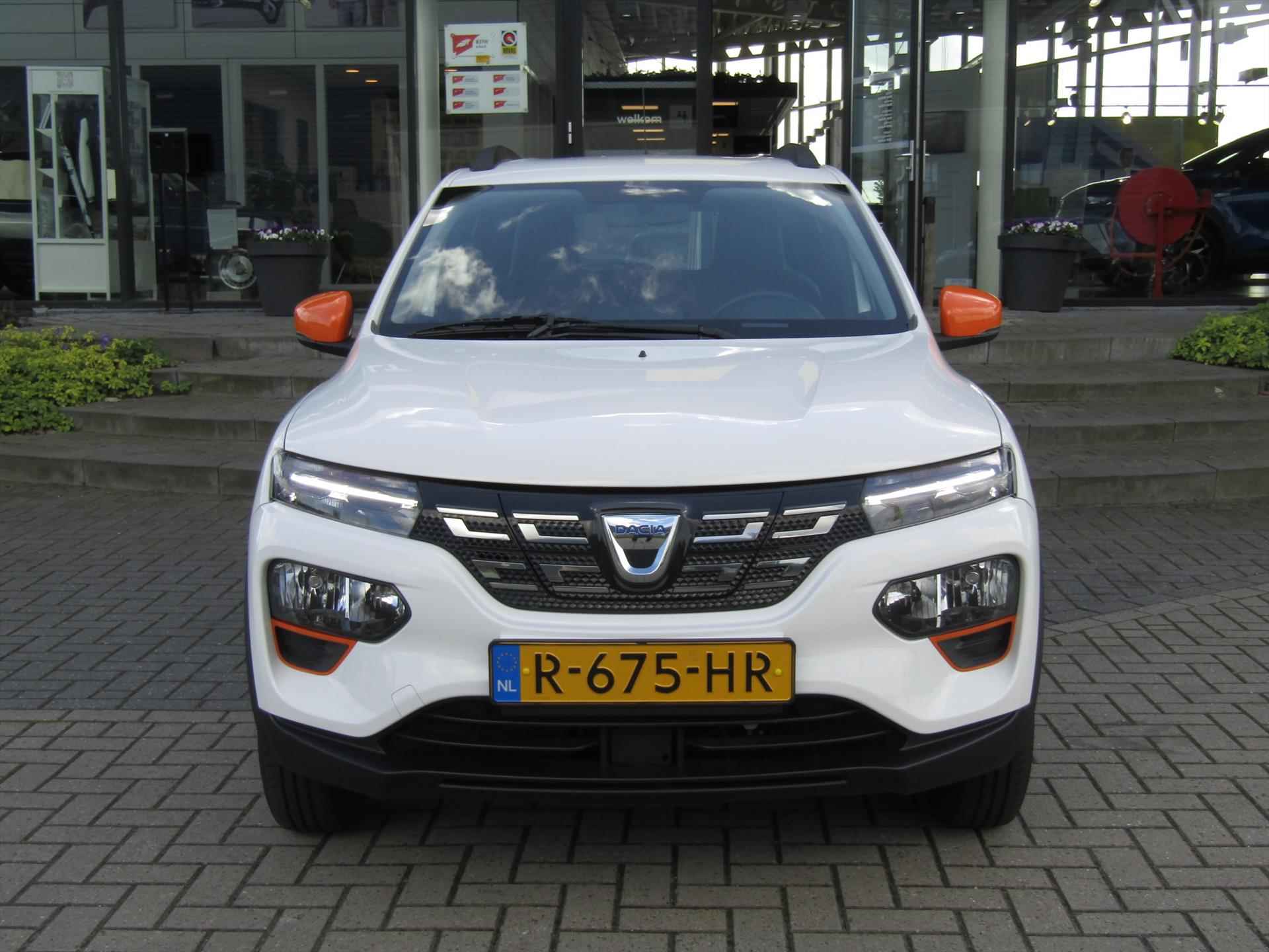 Dacia Spring Electric Comfort Plus Orange Pack / Navigatie / Camera / Leder / DC Lader - 4/27