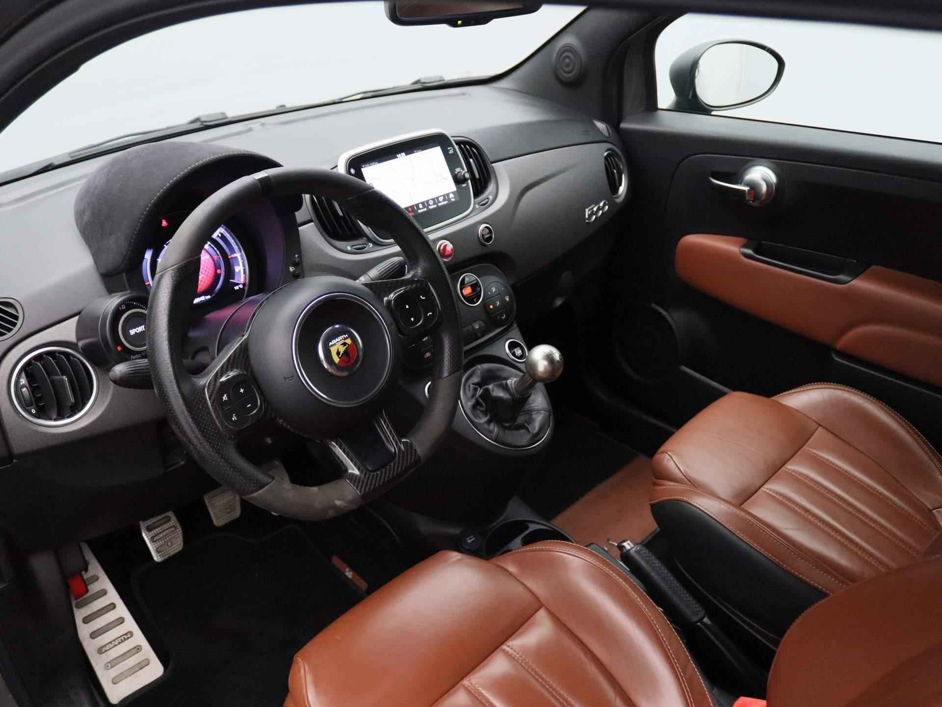 Abarth 595 1.4 T-Jet Competizione | 17" OZ Velgen | Navigatie | Parkeersensoren | Tabacco Leder | Climate Control | - 13/24