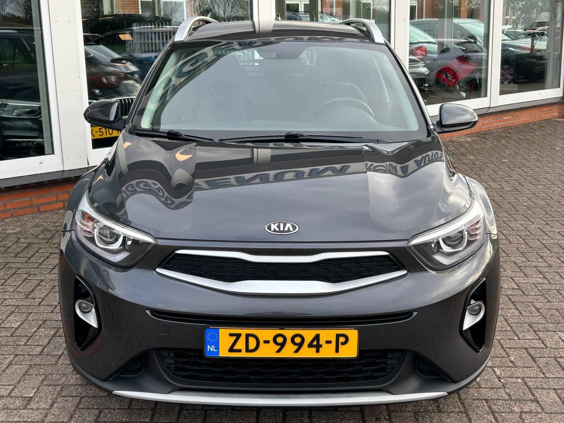 Kia Stonic 1.0 T-GDi DynamicLine - Navi - Camera - PDC - Origineel NL - NAP - 3/24