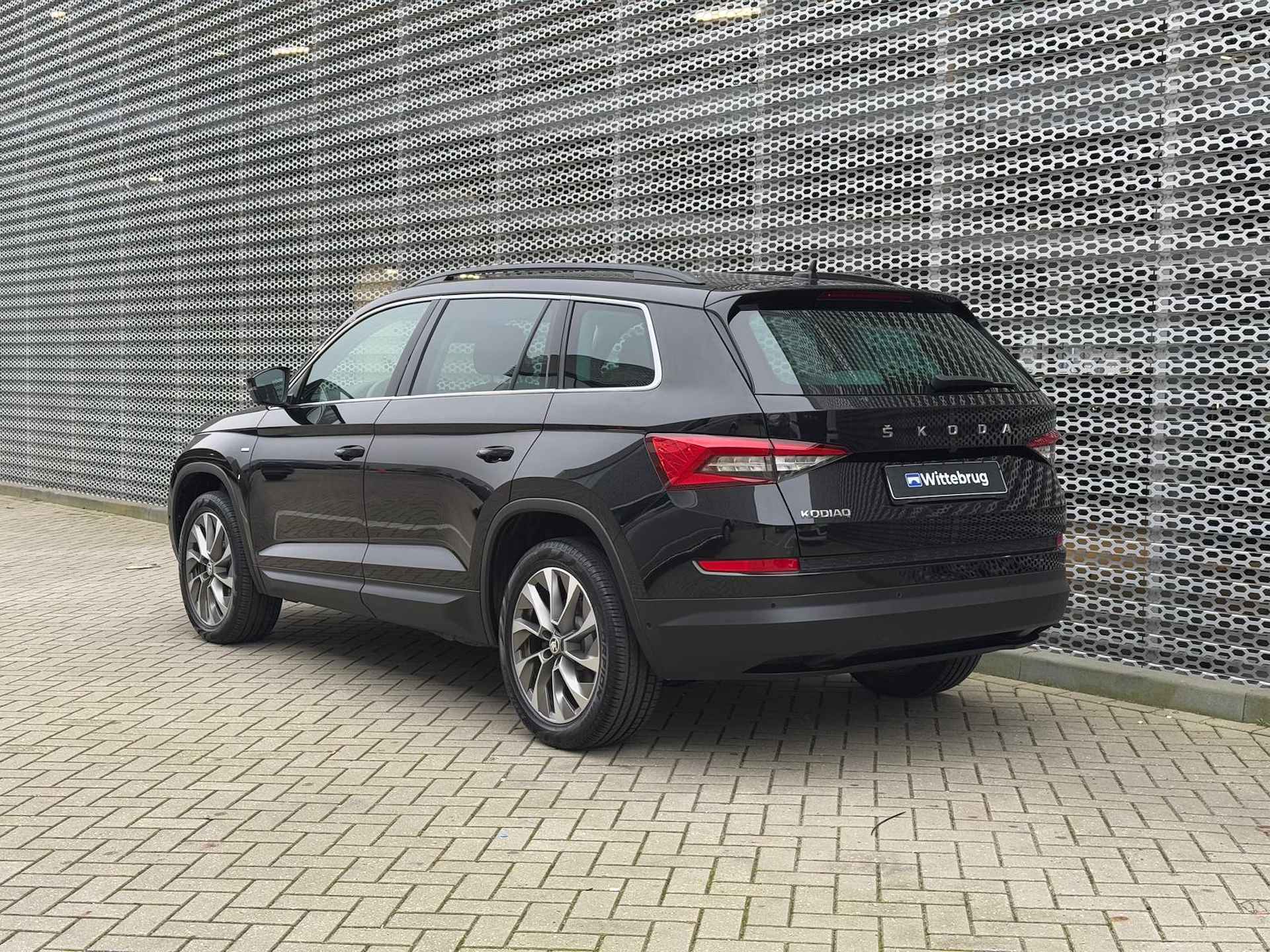 Škoda Kodiaq 1.5 TSI 150PK DSG Ambition Clever / 19" LMV / 360 Camera / Stuur + Stoelverwarming V+A / Elektrische Achterklep / Keyless Entry-Start - 7/29