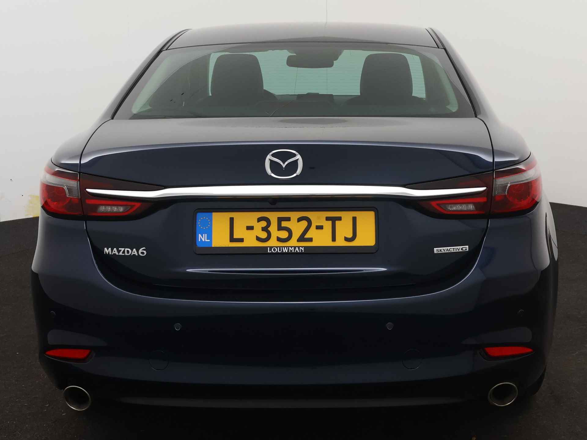 Mazda 6 2.0 SkyActiv-G 165 Business | Navigatie | 360 Camera | Parkeersensoren | Stoel en stuurwiel verwarmd | - 30/49