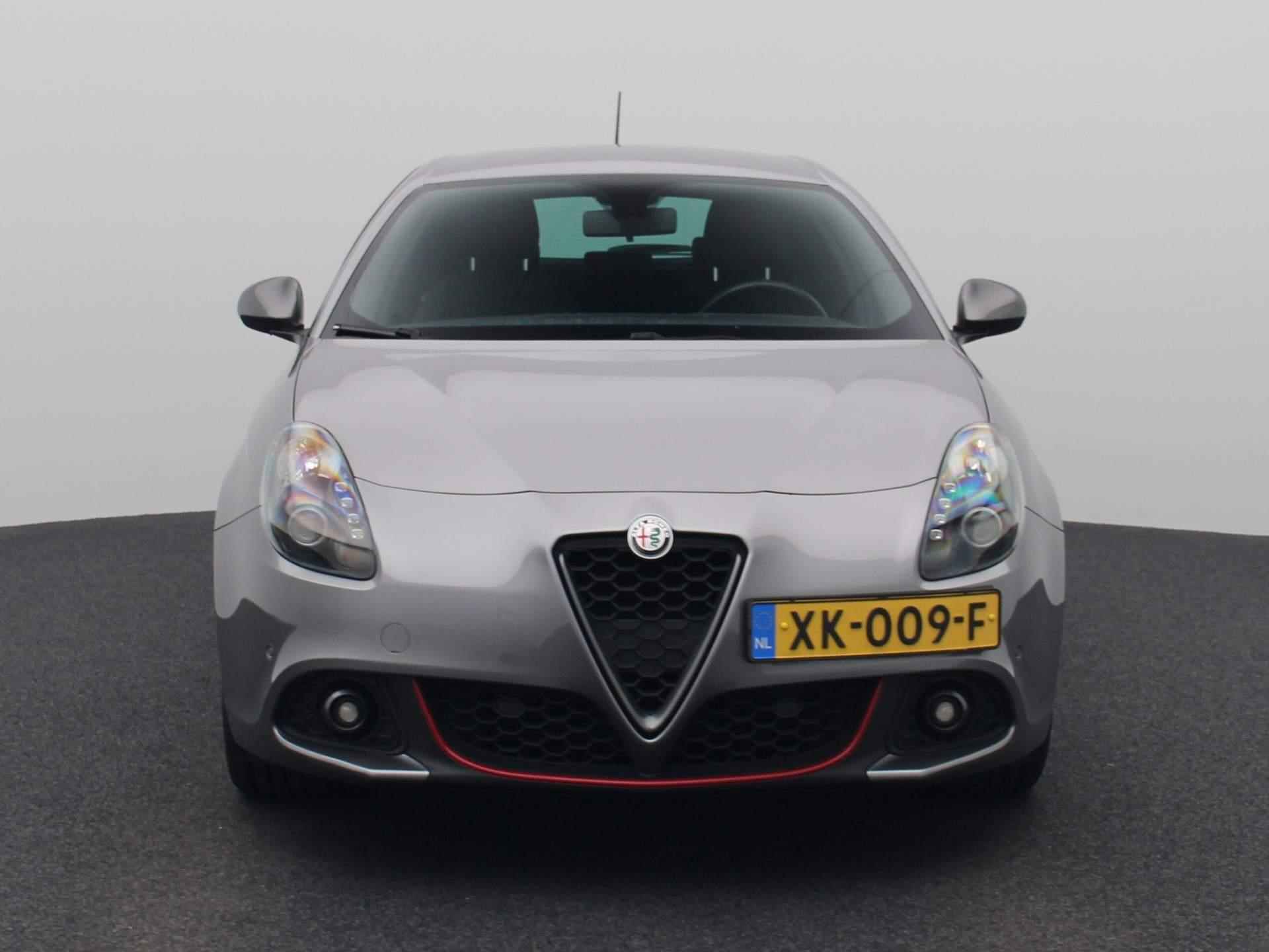 Alfa Romeo Giulietta 1.4 Turbo MultiAir Super | NAVIGATIE | CLIMATE CONTROL | PARKEERSENSOREN VOOR + ACHTER | LICHTMETALEN VELGEN | CRUISE CONTROL | - 3/38