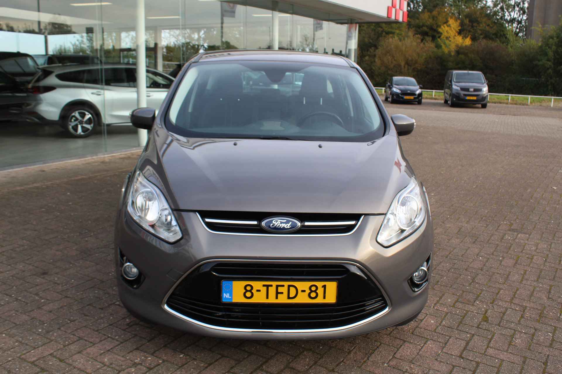 Ford C-MAX 1.0 Titanium , 125pk Climate control ,. cruise control , Trekhaak , Bluetooth LM velgen , mistlampen voor , parkeersensoren achter - 43/46