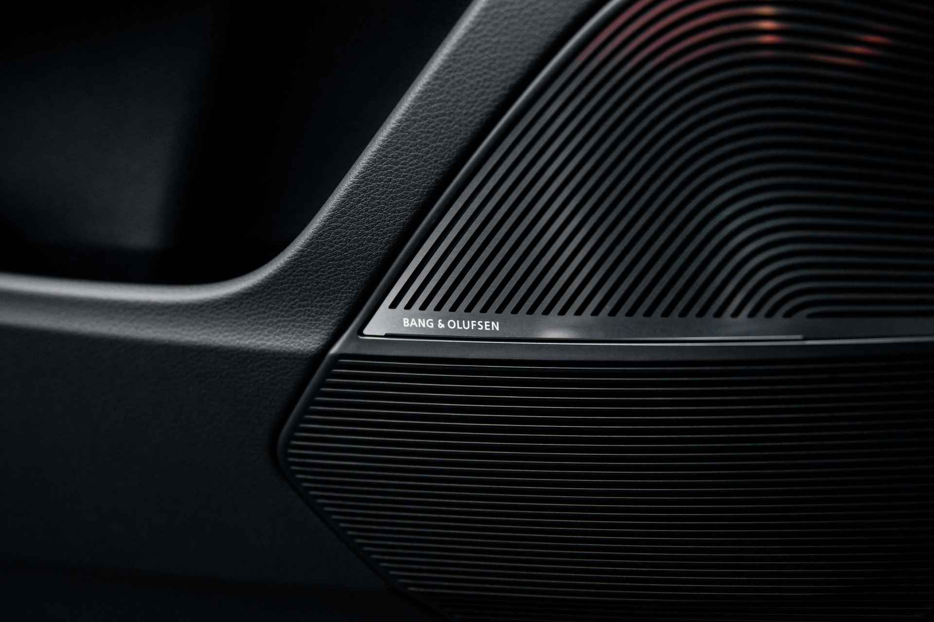Audi RS Q8 ABT RSQ8-S 4.0 TFSI 700PK quattro | Dynamic pakket | Carbon | B&O Advanced | Head up | Alle assistentiepakketten | Servosluiting | Stoelventilatie | Nachtzicht | Trekhaak - 47/82