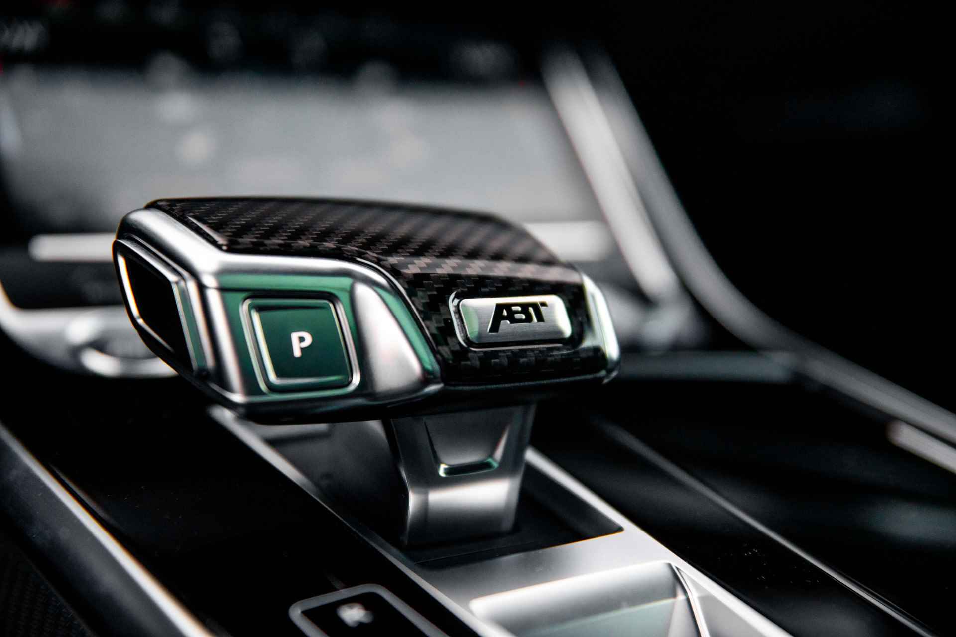 Audi RS Q8 ABT RSQ8-S 4.0 TFSI 700PK quattro | Dynamic pakket | Carbon | B&O Advanced | Head up | Alle assistentiepakketten | Servosluiting | Stoelventilatie | Nachtzicht | Trekhaak - 60/82