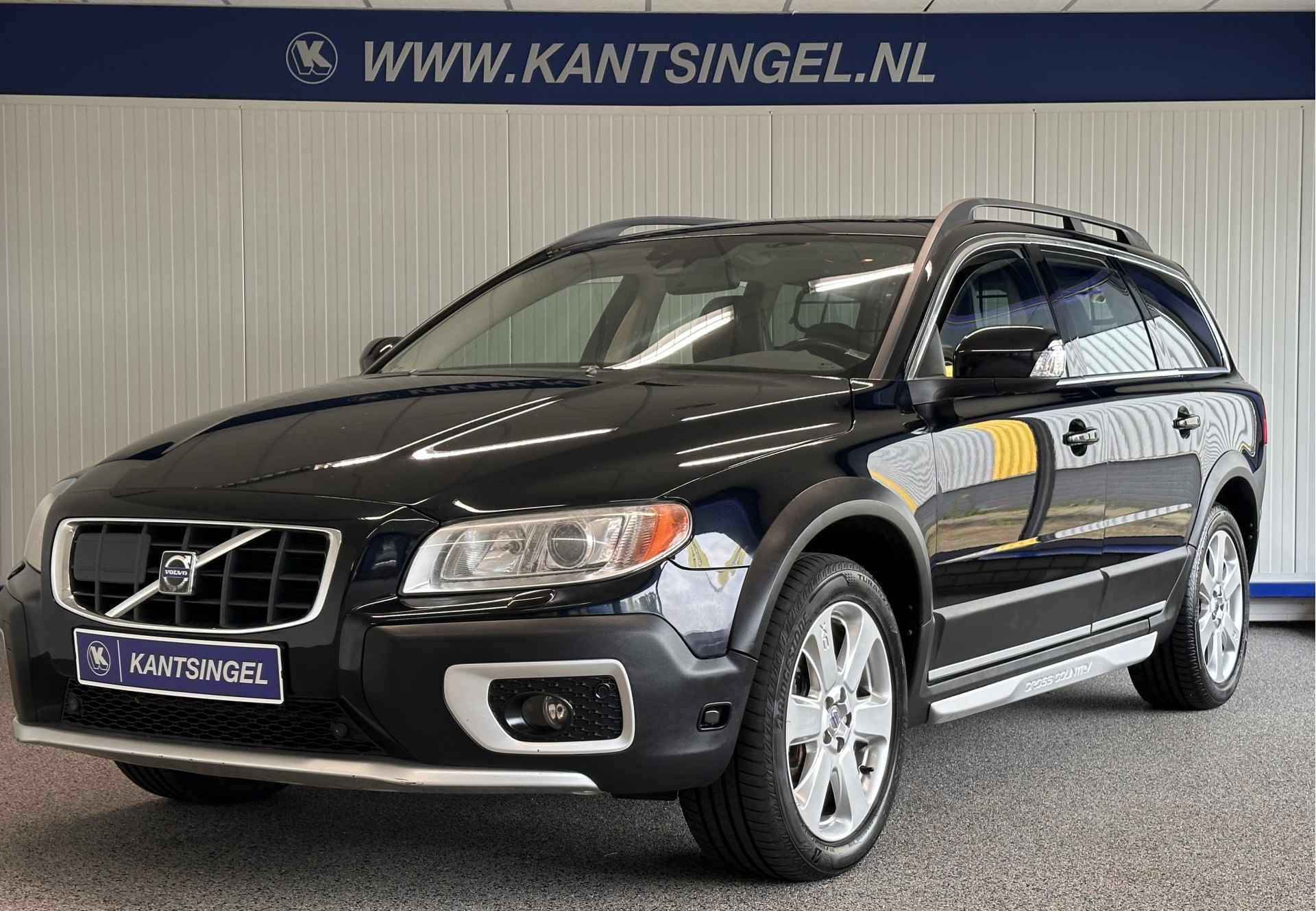 Volvo XC70 3.2 Summum-FULL-Bijtellingsvriendelijk - 1/23